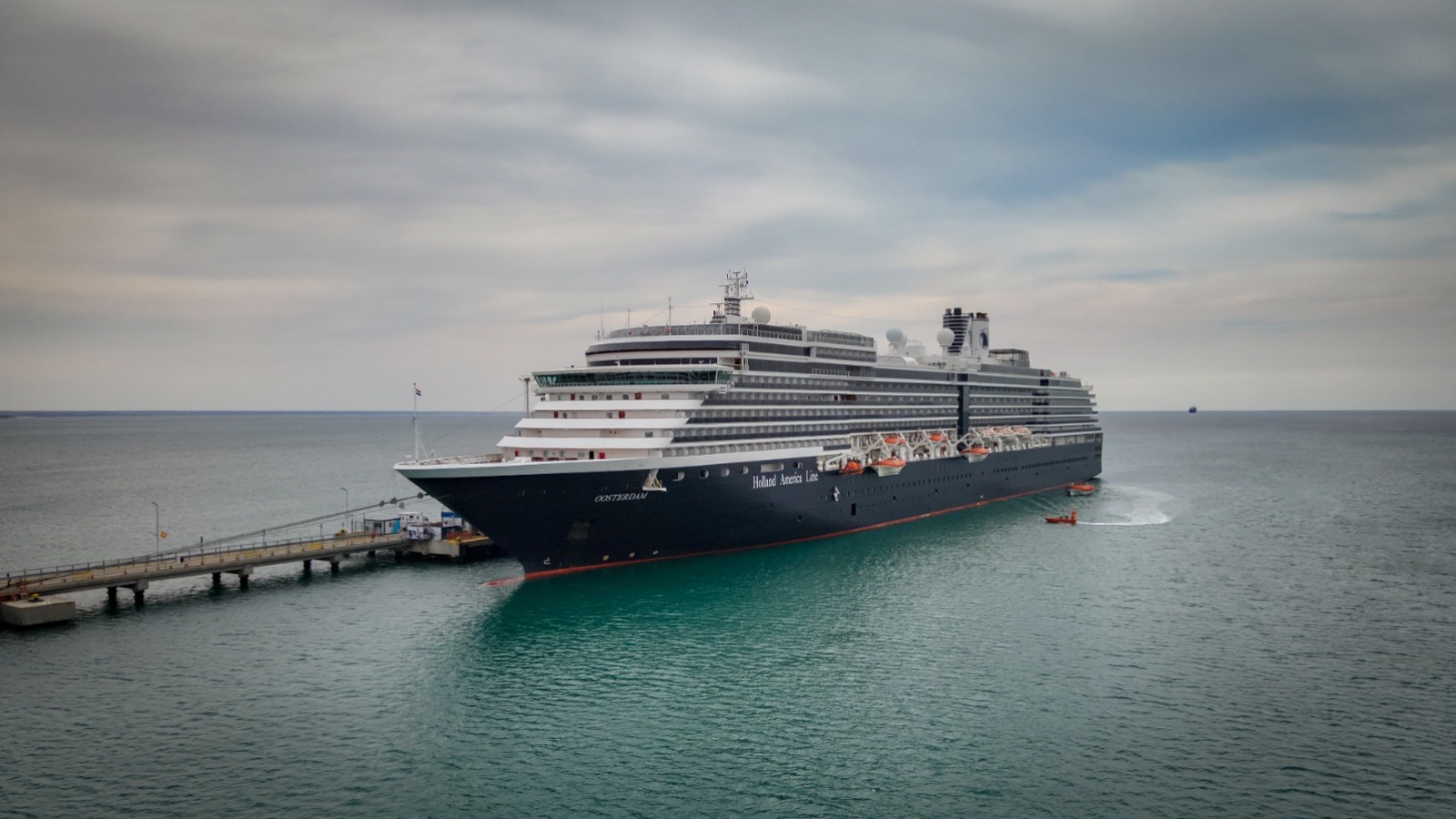 El crucero Oosterdam volvió a arribar a Puerto Madryn