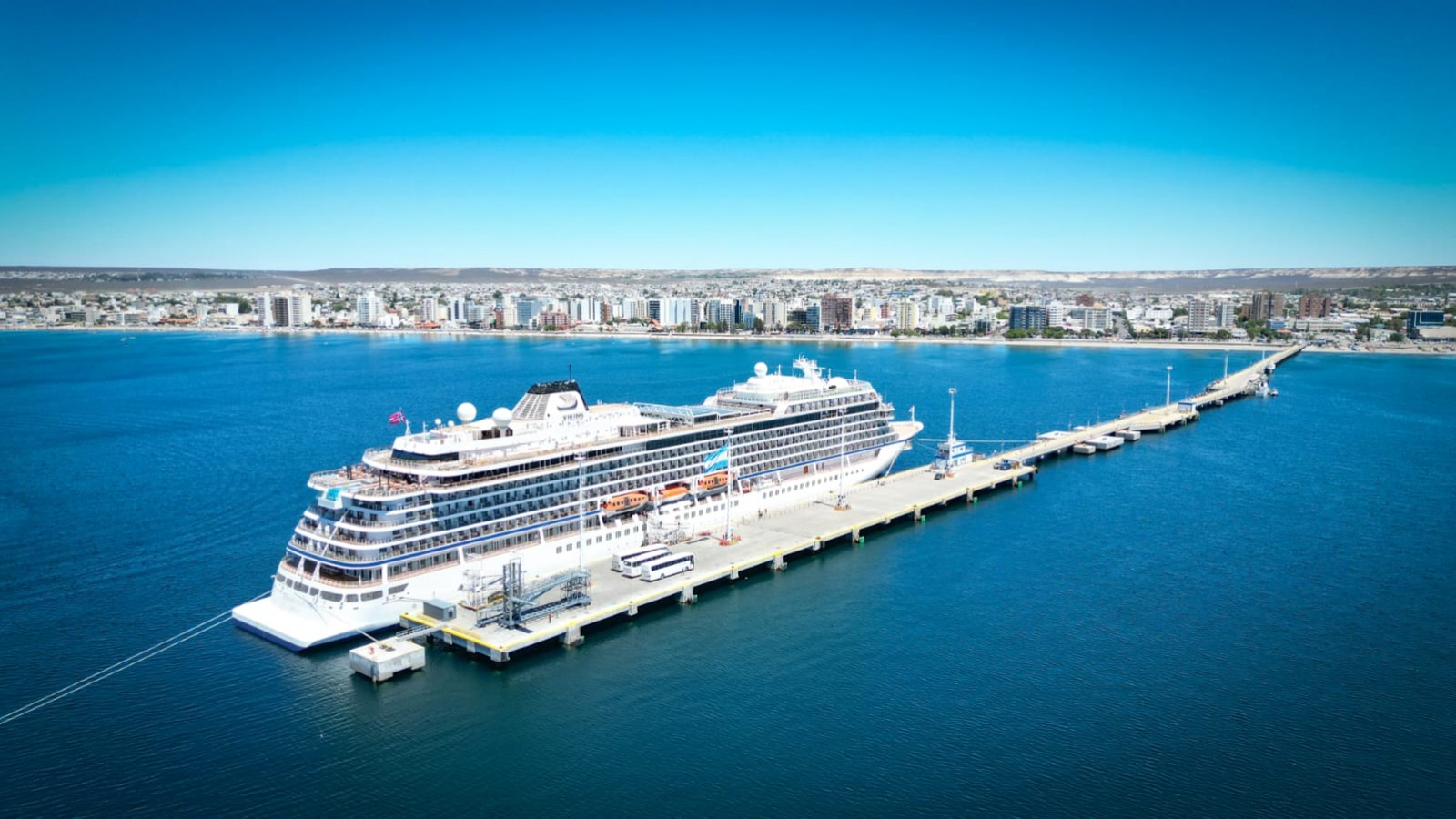 Puerto Madryn recibe a los cruceros Viking Jupiter y Marina
