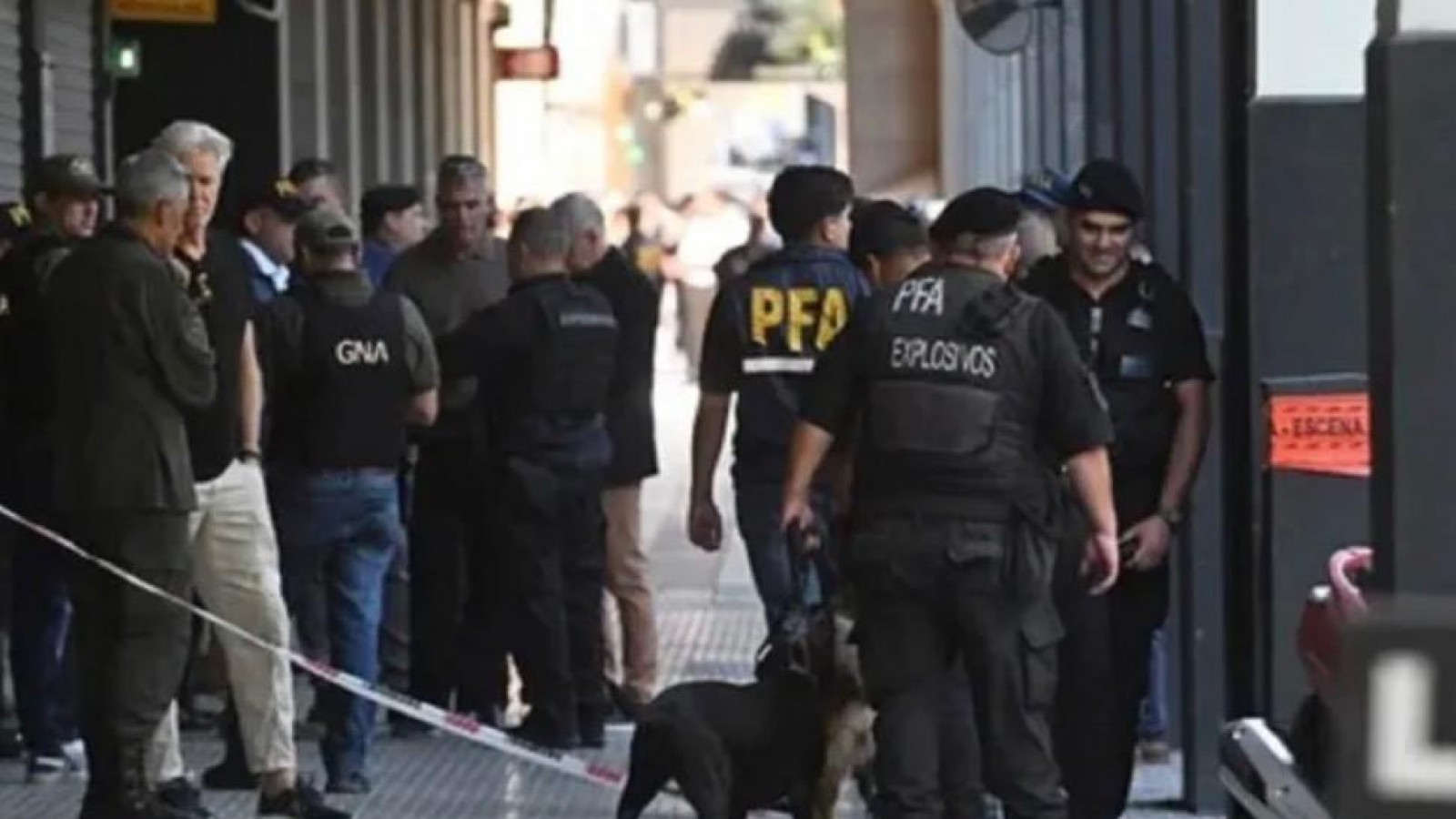 Paquete bomba en Gendarmería: tres heridos y evacuación en pleno centro porteño