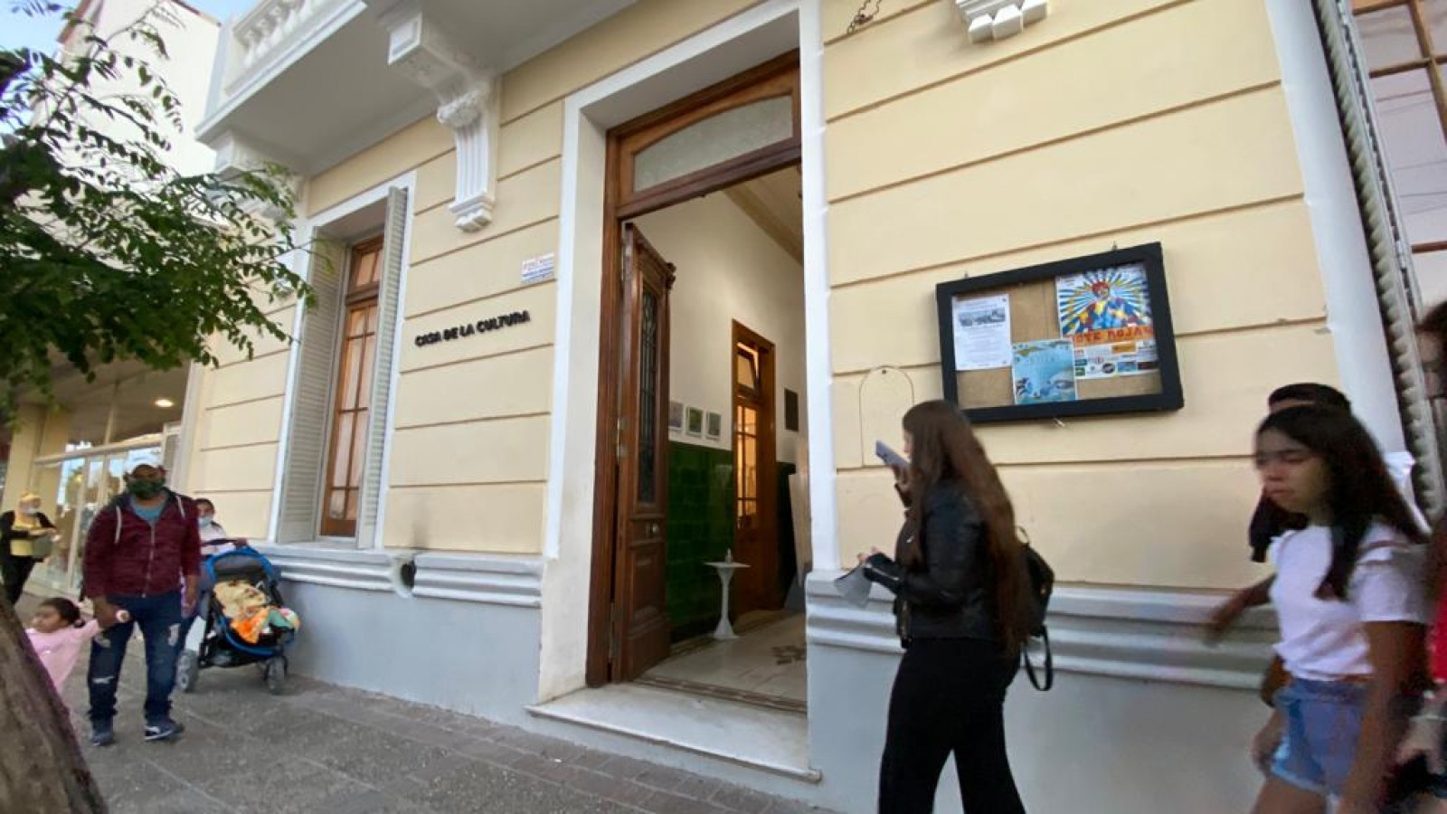 Presentarán el libro "Canción del sobreviviente" en la Casa de la Cultura