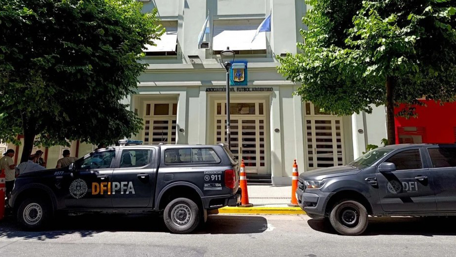 Allanaron la sede de la AFA por una causa vinculada a una mansión en Pilar