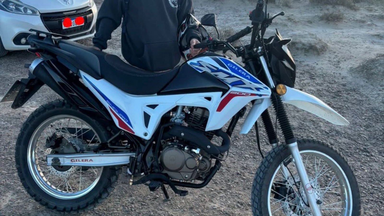 Le robaron la moto en Puerto Madryn y pide ayuda para recuperarla