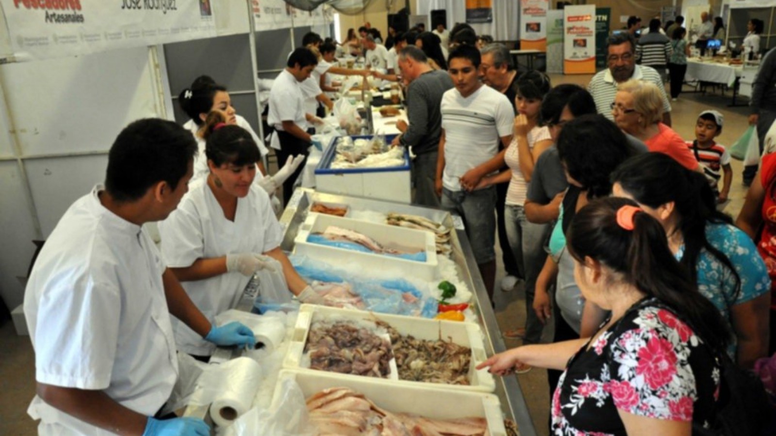 En Semana Santa vuelve la Feria de Pescadores Artesanales a Puerto Madryn