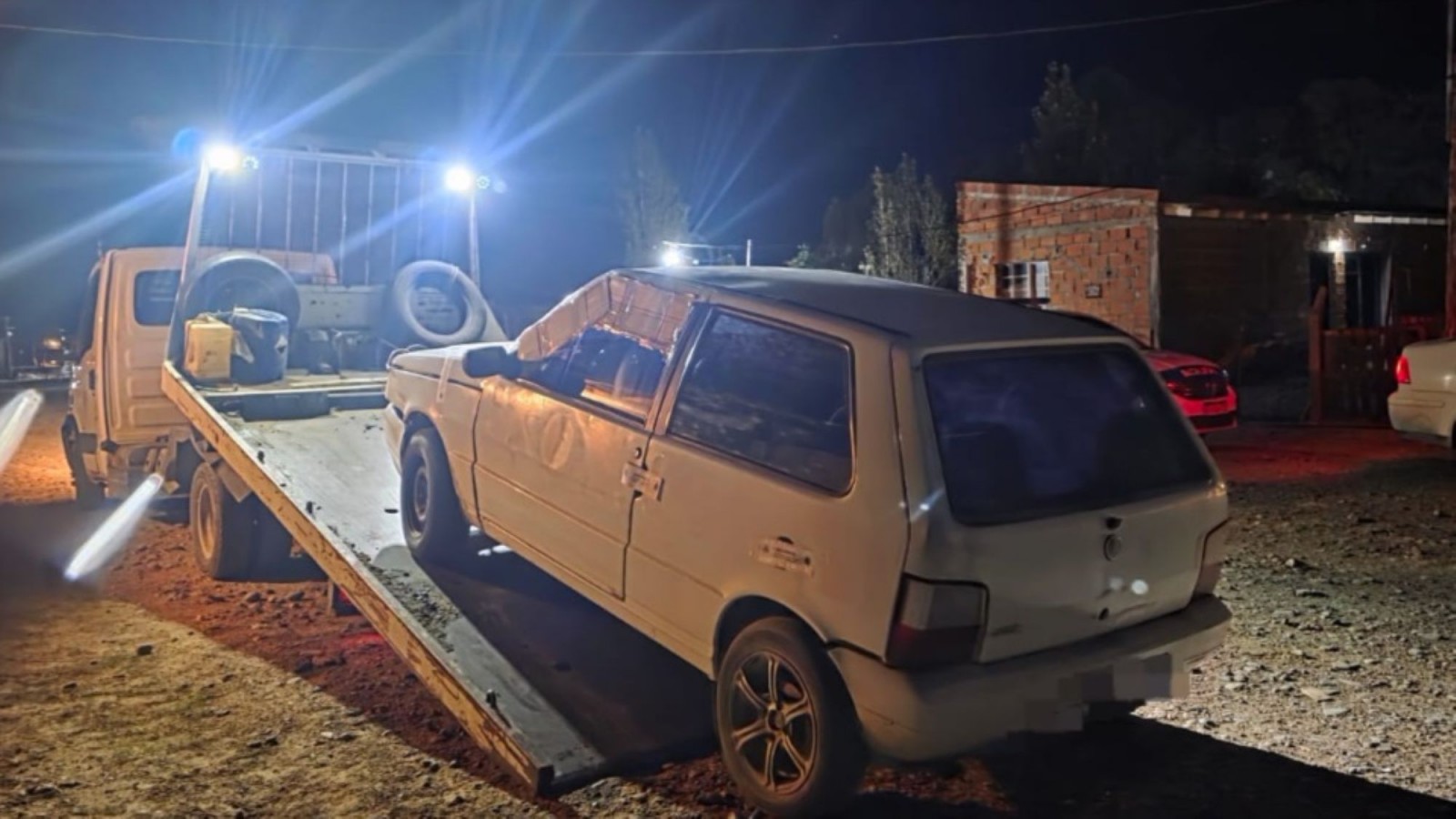 Trelew: chocaron, escaparon y a punta de pistola se llevaron la moto involucrada