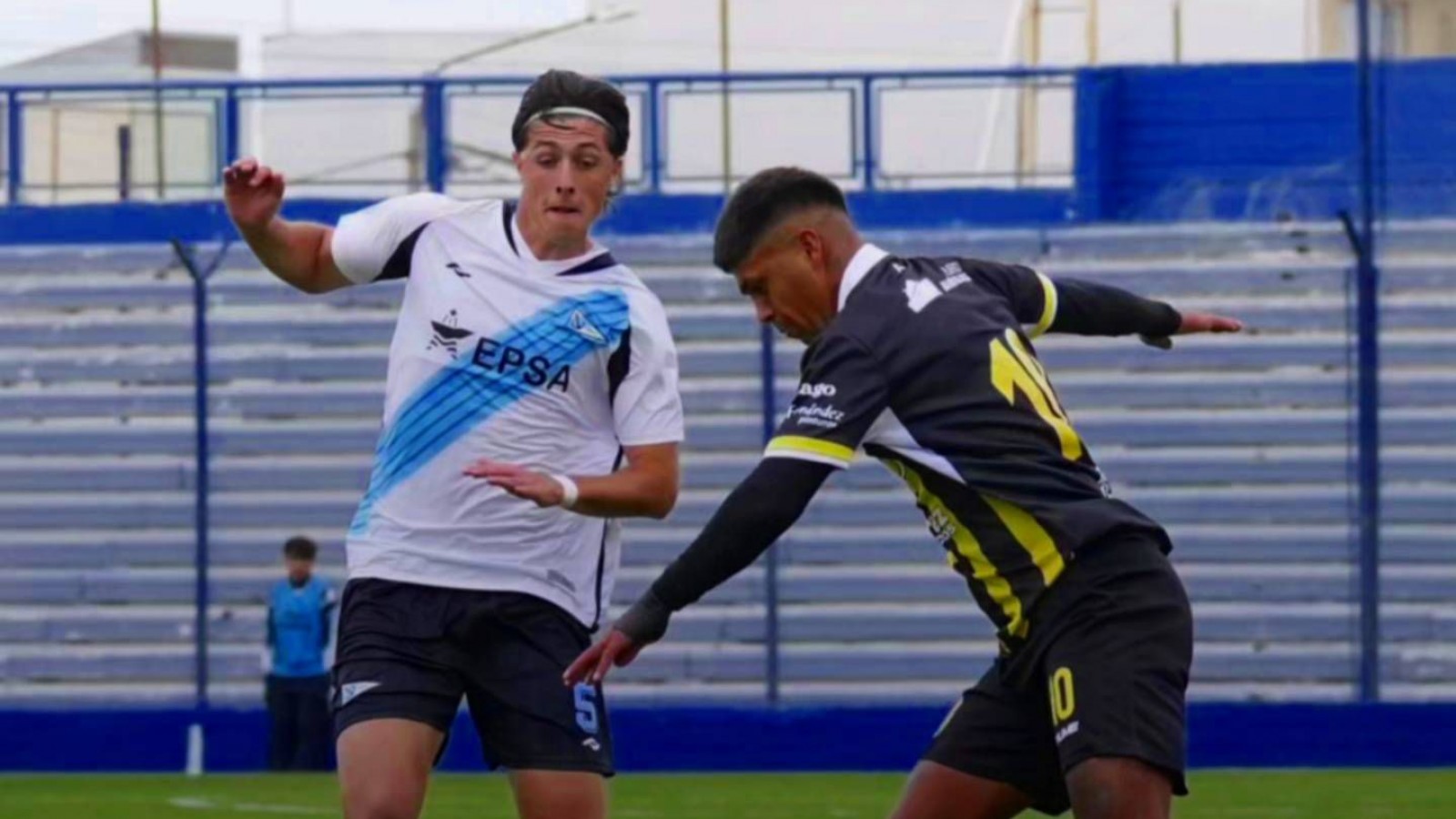 Brown perdió en casa frente a Olimpo
