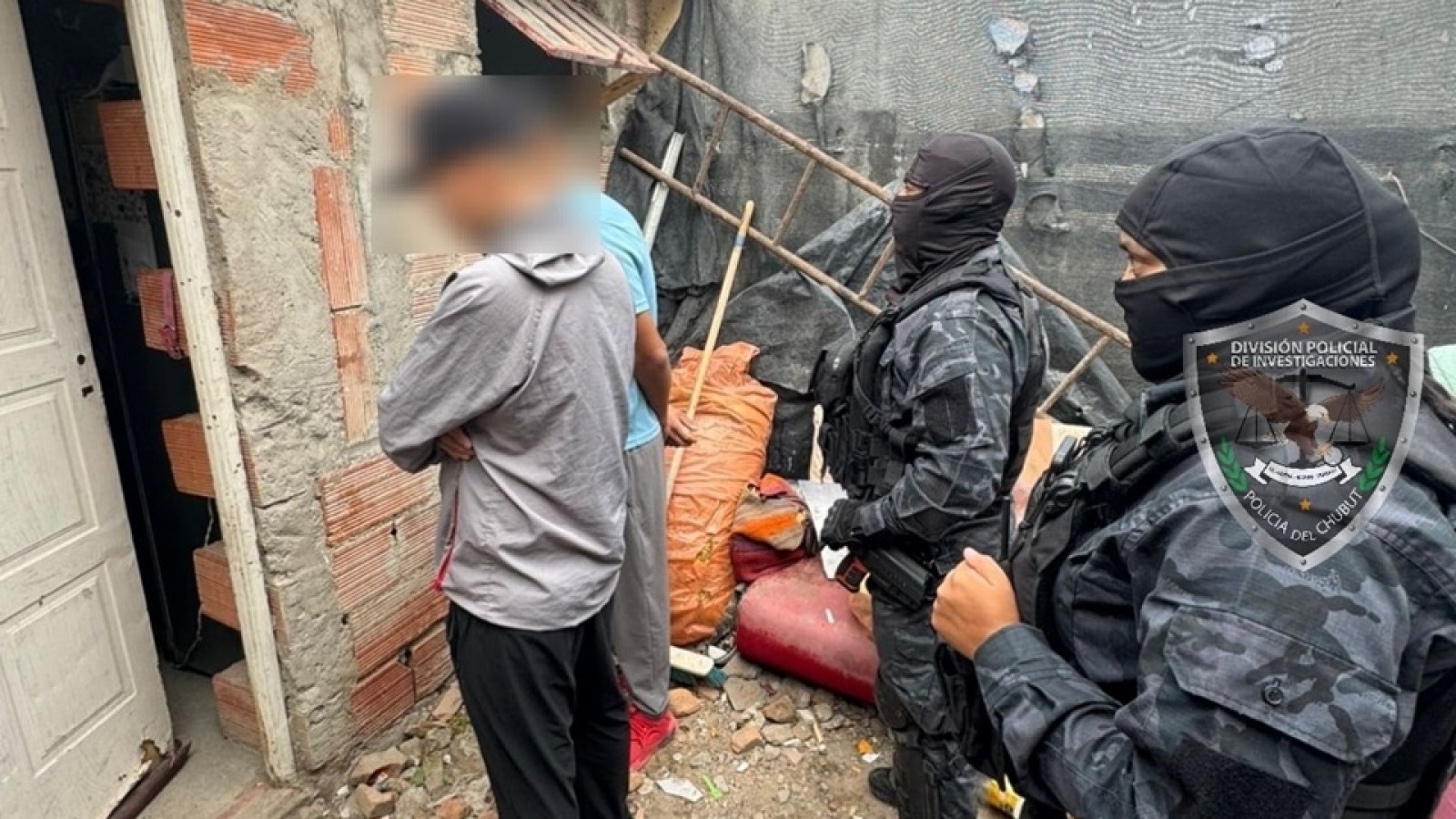 Golpe a la "banda de los inhibidores": realizaban estafas millonarias en Rawson y Playa Unión