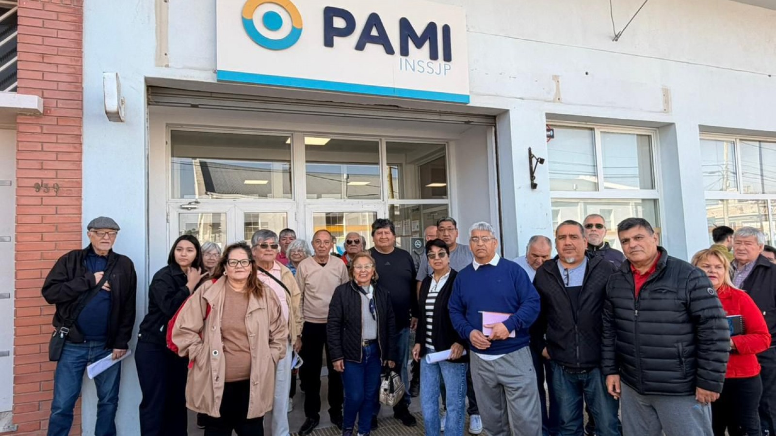 Centros de jubilados de Chubut reclaman a PAMI por cortes en prestaciones y exigen su restitución