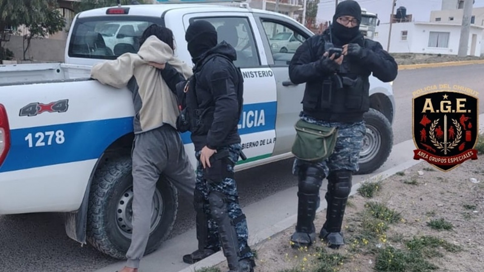Infantería frustró un violento robo en Puerto Madryn: amenazó a una mujer y terminó detenido