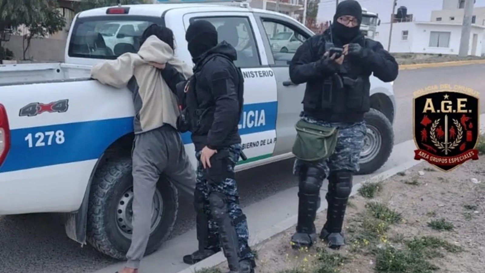 Intento de robo en Puerto Madryn: detuvieron a un hombre tras amenazar a una joven en plena vía pública