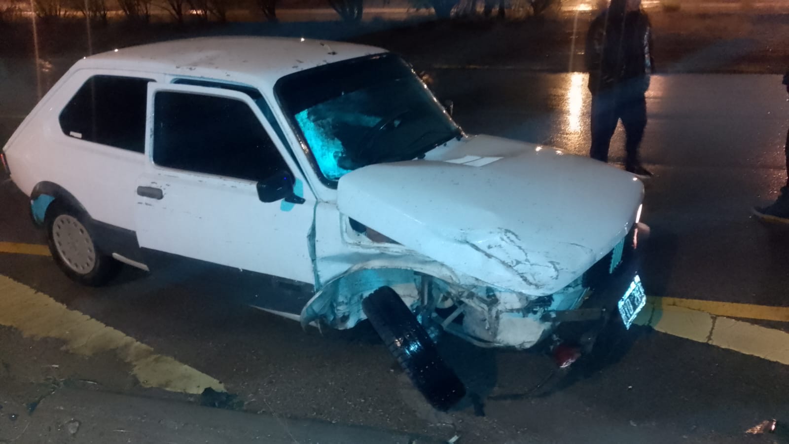 Choque entre dos vehículos en Trelew dejó a un menor hospitalizado