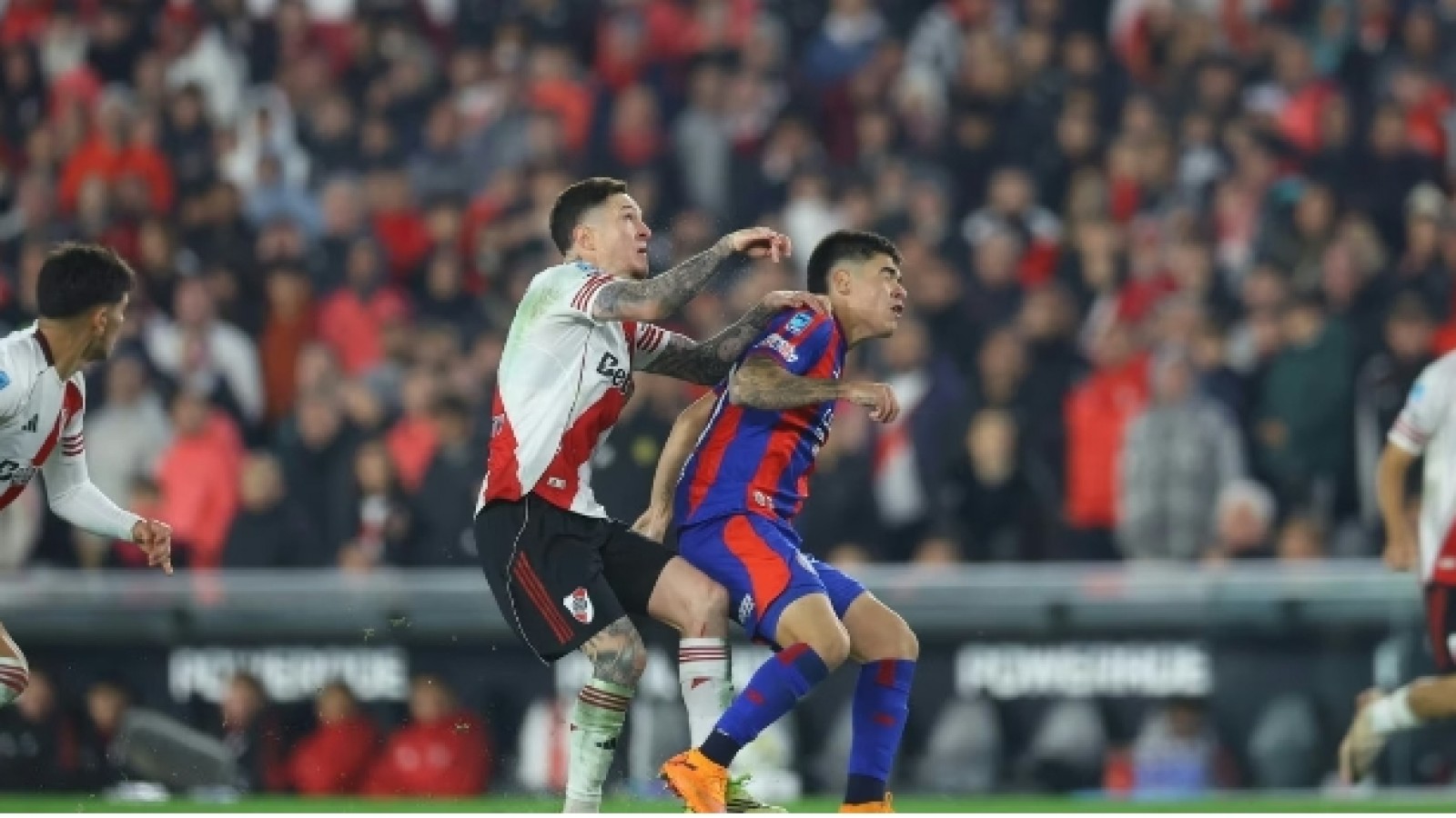 River estaba eliminado, apareció Quintero en la última y Beltrán lo salvó en los penales