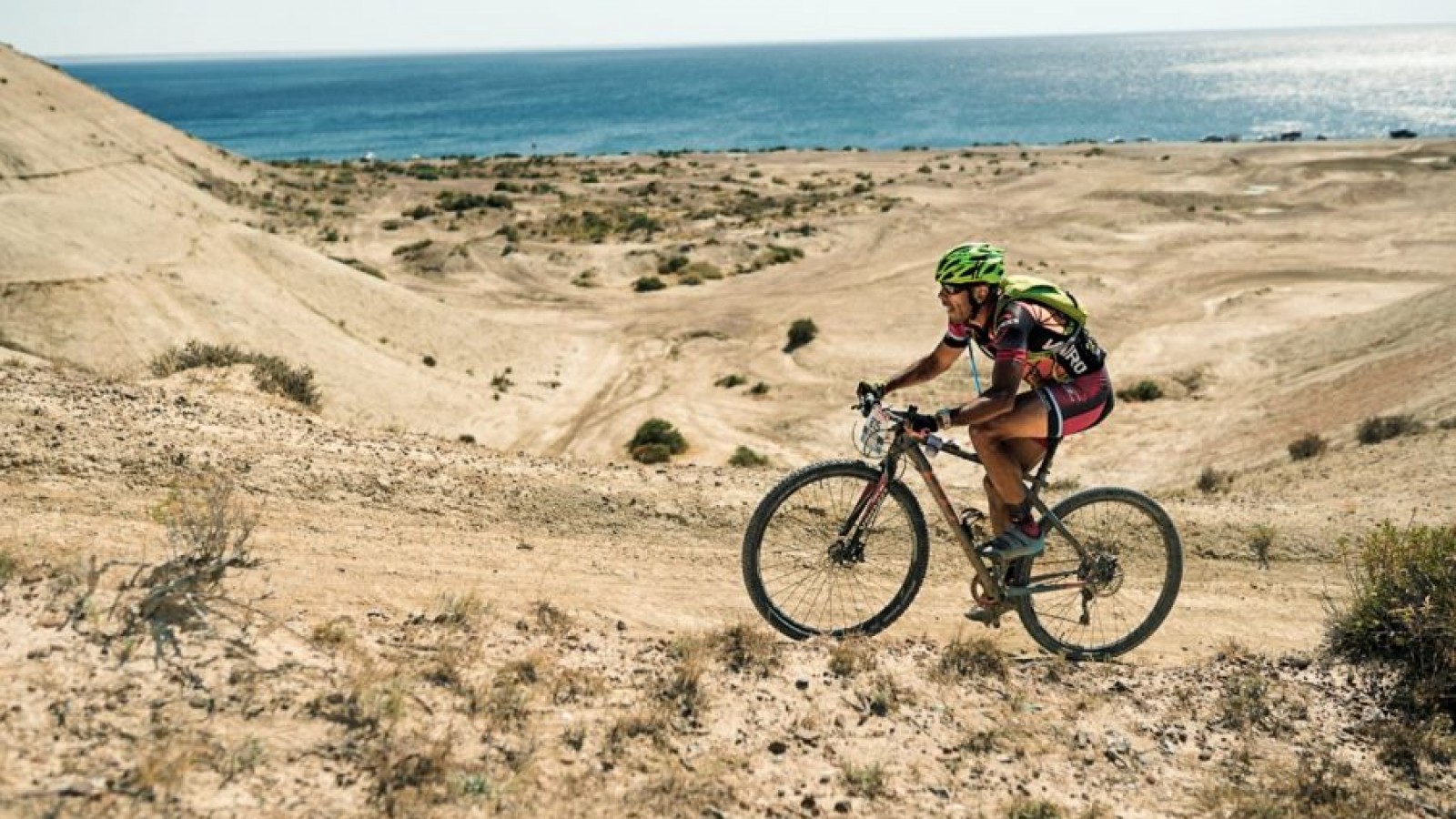 Puerto Madryn se prepara para un septiembre a puro deporte: la logística detrás de "Destino Madryn" y "Vuelta Ballenas"
