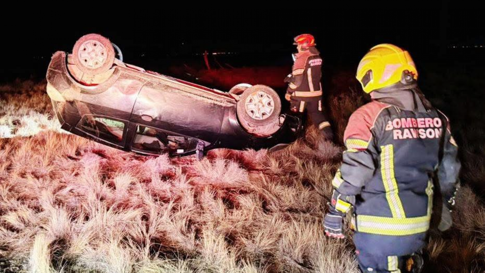 Despistó y volcó sobre la Ruta 25 entre Trelew y Rawson