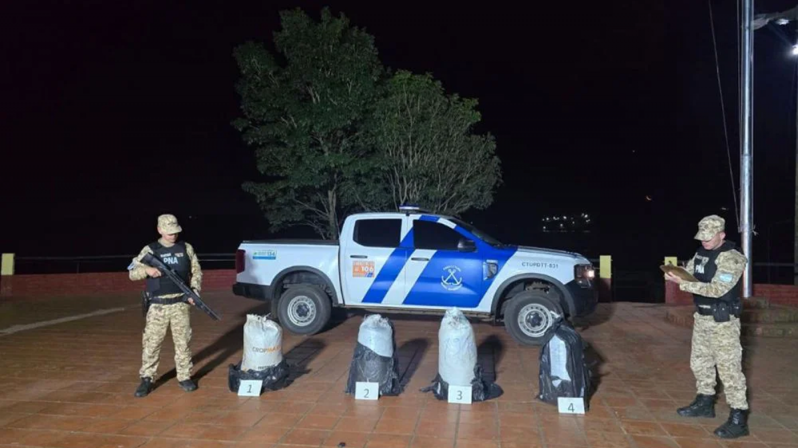 Prefectura secuestró más de 46 kilos de droga en la costa de Misiones