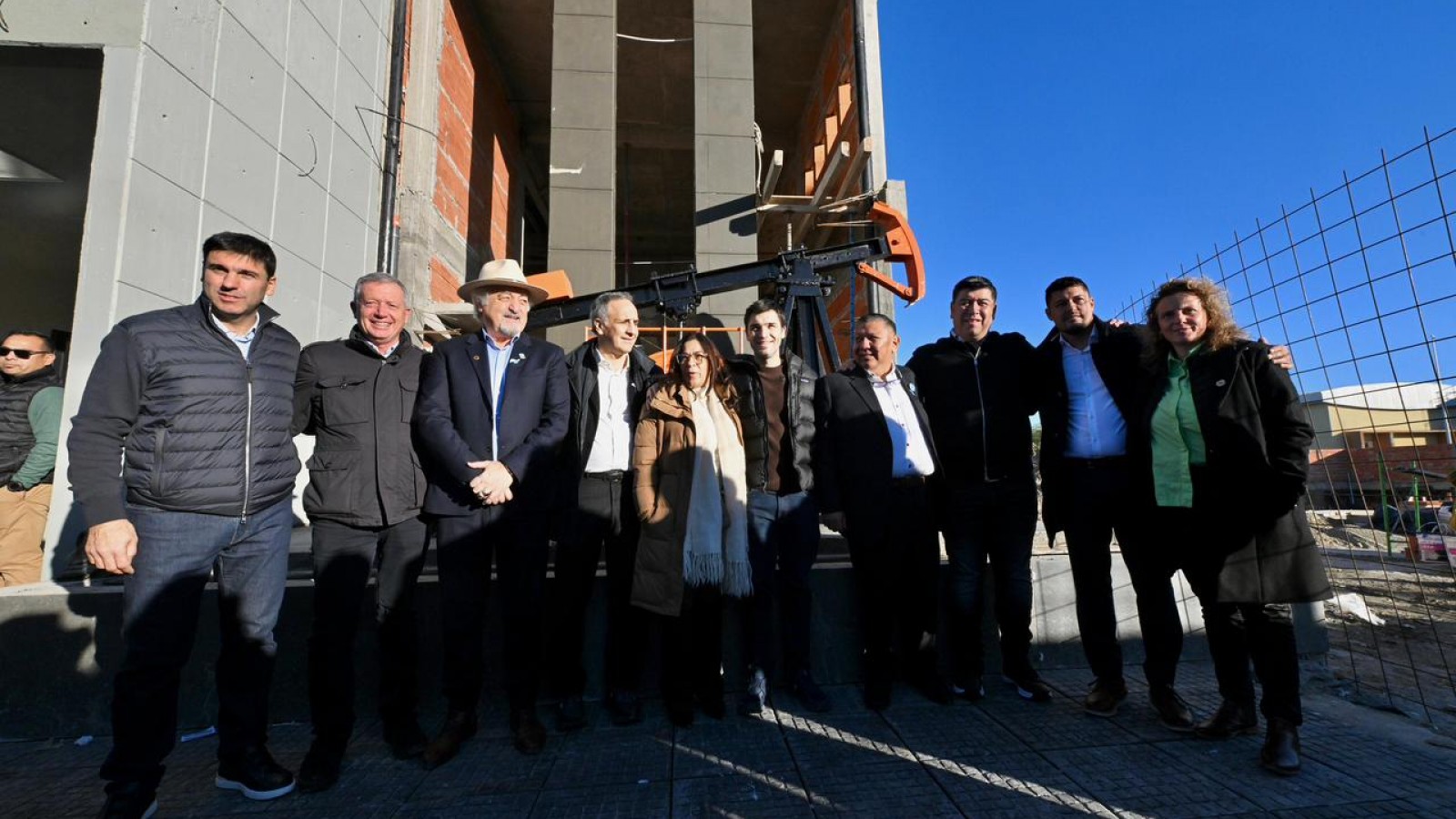 Torres junto a Petroleros: Nuevas inversiones en puerta para la Cuenca