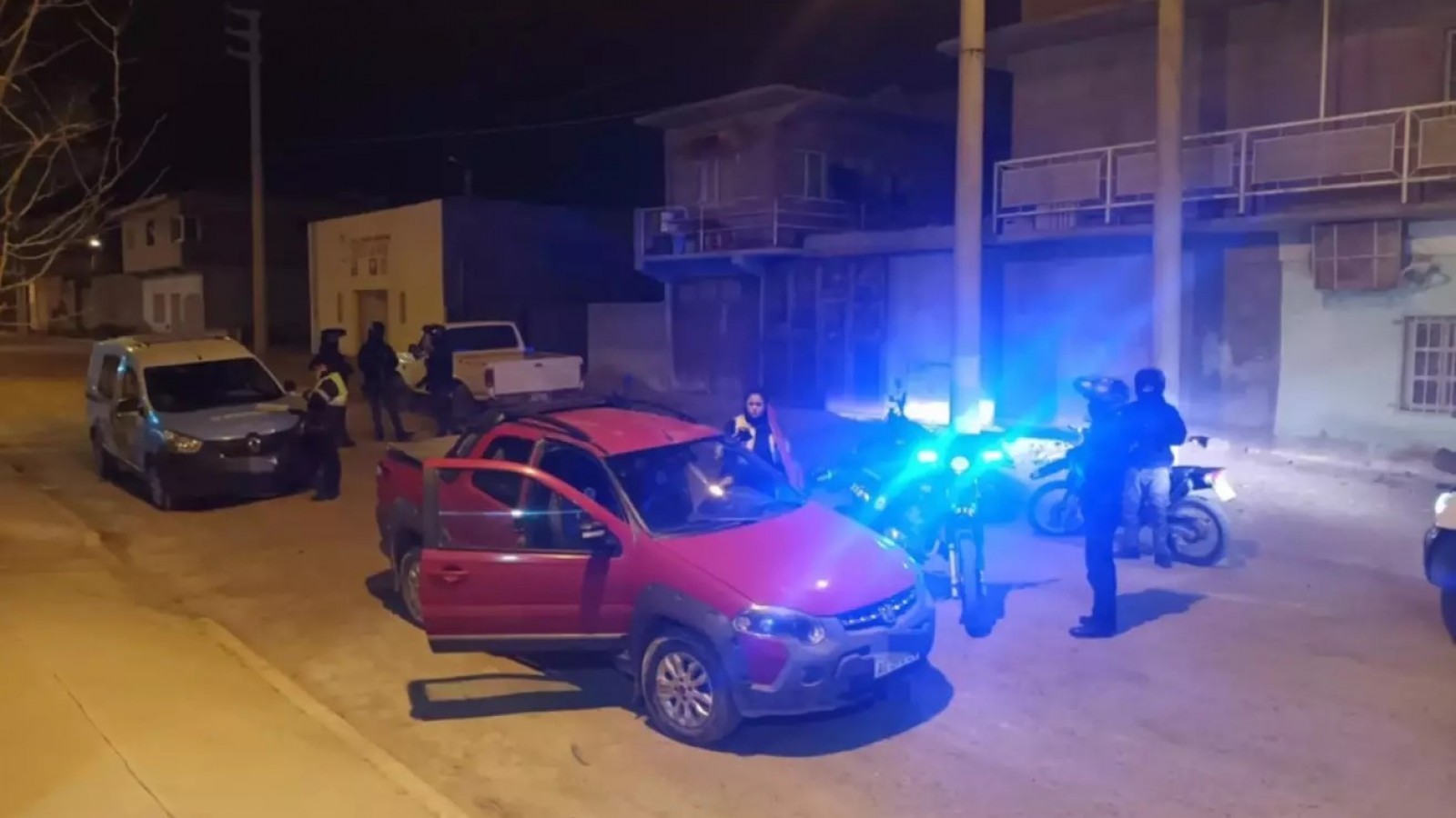 Puerto Madryn: un hombre fue detenido tras escapar de un control, insultar a policías y ofrecerles dinero para escapar