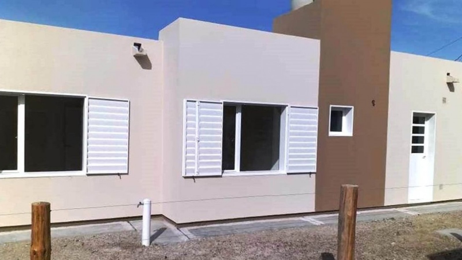 Castigo ejemplar en Trelew: vendió una casa del IPV que le dieron en 2021 y no podrá inscribirse nunca más