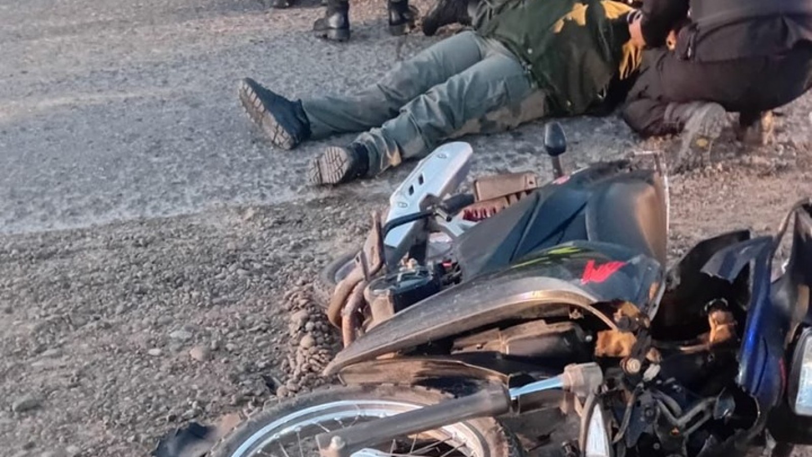 Detuvieron al conductor que atropelló a una gendarme en una estación de servicio de Trelew