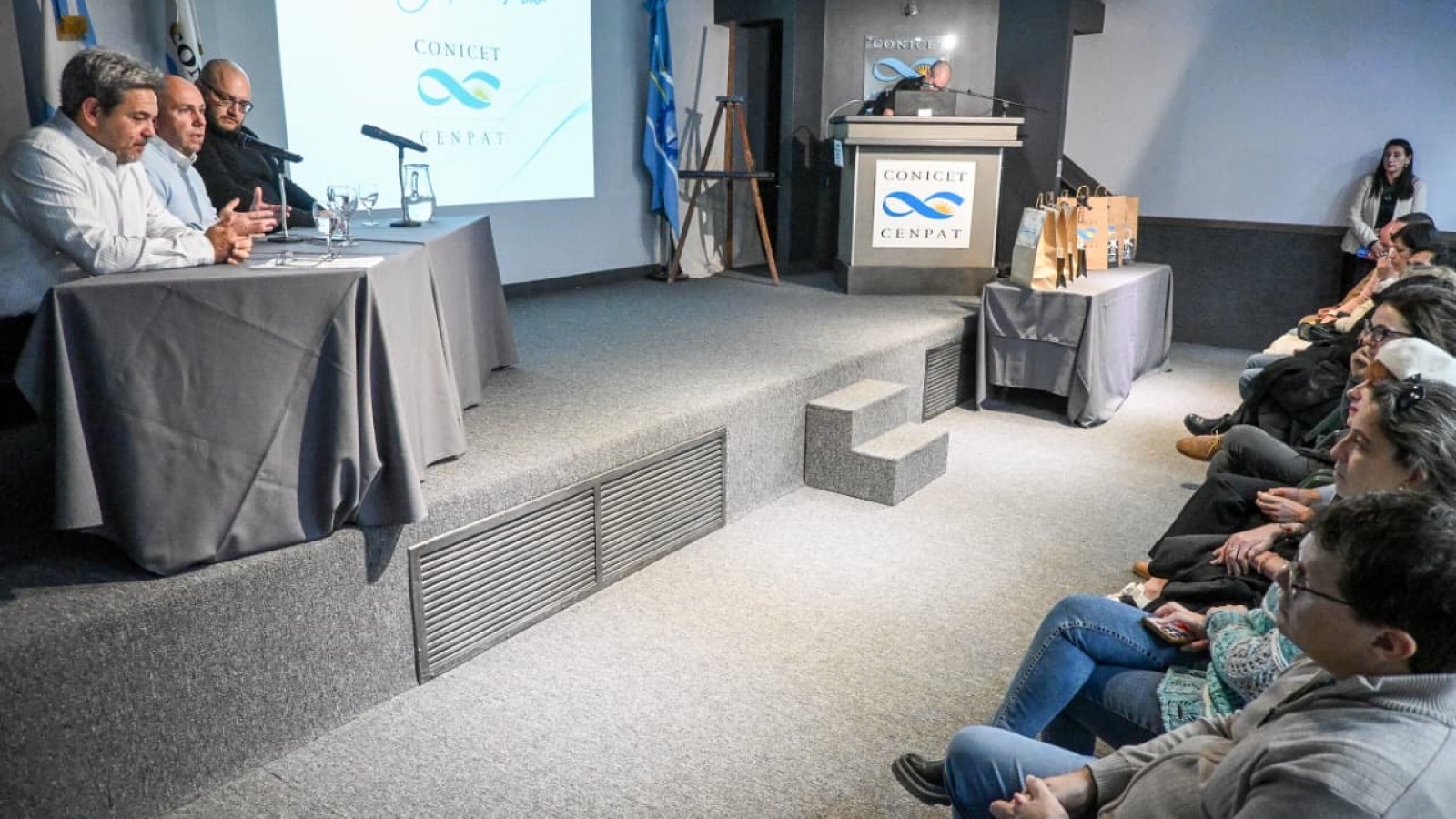 Sastre: "El CENPAT es un orgullo para Chubut y un motor del desarrollo científico en la región"