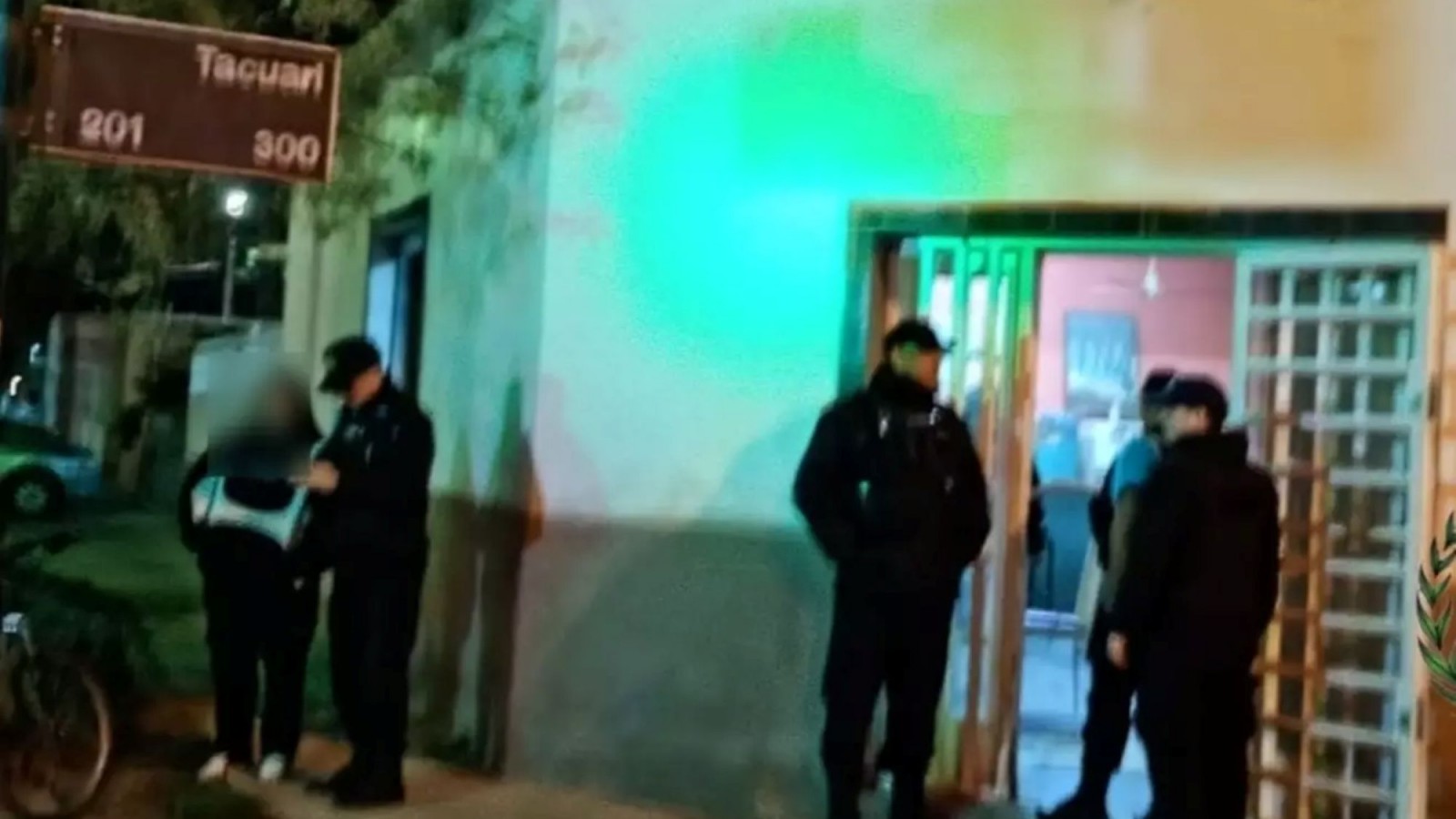 Violenta pelea en un bar de Trelew terminó con dos hombres baleados y un detenido