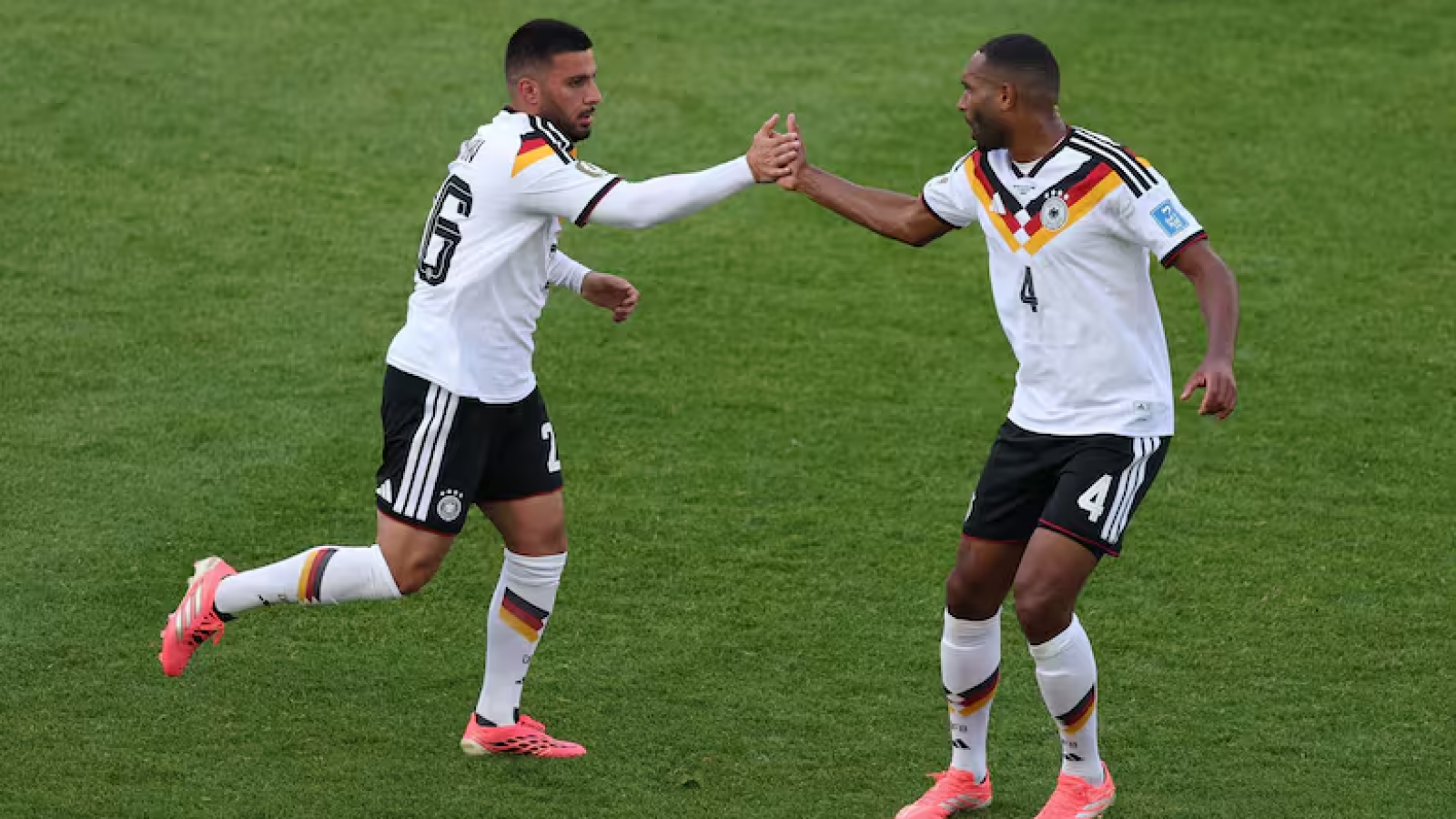 Alemania dio vuelta el partido y avanzó a los 16avos de final