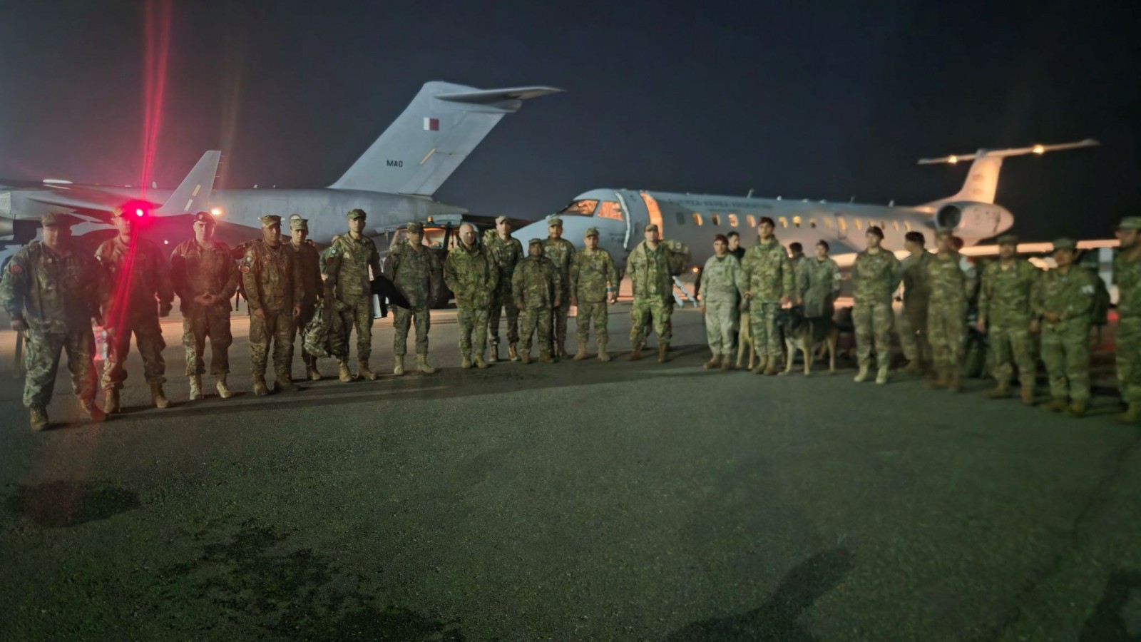 Argentina envió ayuda a Venezuela tras el terremoto: rescatistas ya trabajan en La Guaira