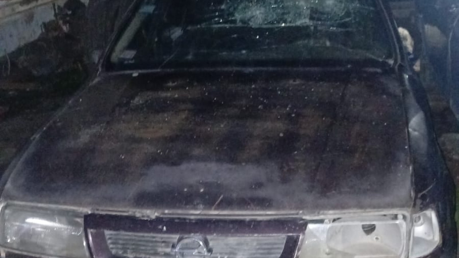 Dos mujeres fueron detenidas tras una agresión y daños a vehículos en Trelew
