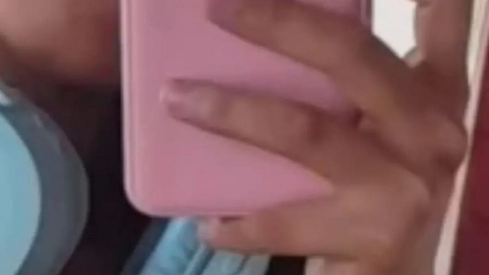 Perdió su celular en pleno centro de Puerto Madryn y pide ayuda para recuperarlo: "Tengo las fotos y videos de mi novio que falleció hace dos meses"