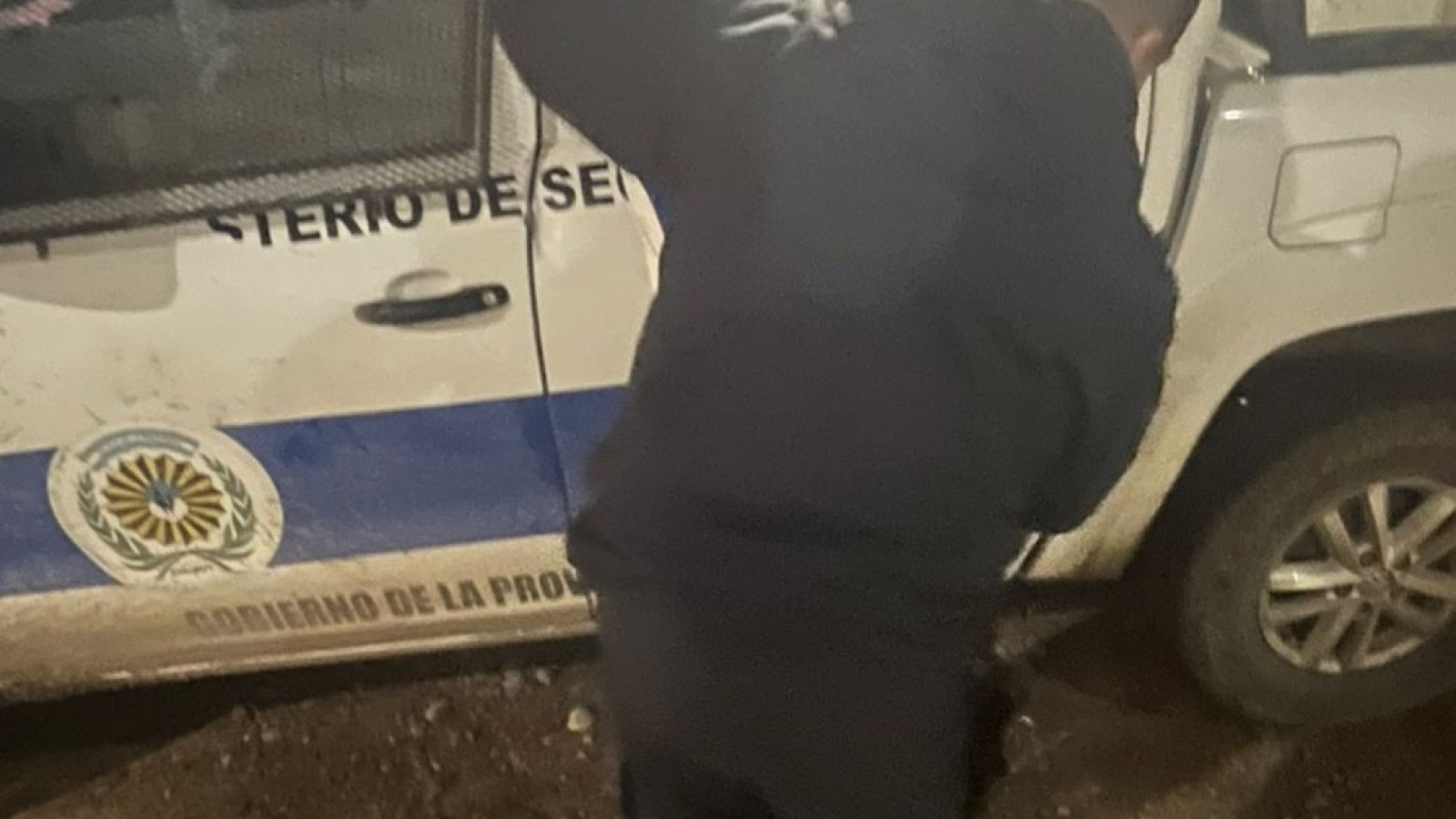 Trelew: detuvieron a un hombre con pedido de captura tras un incidente frente a una comisaría