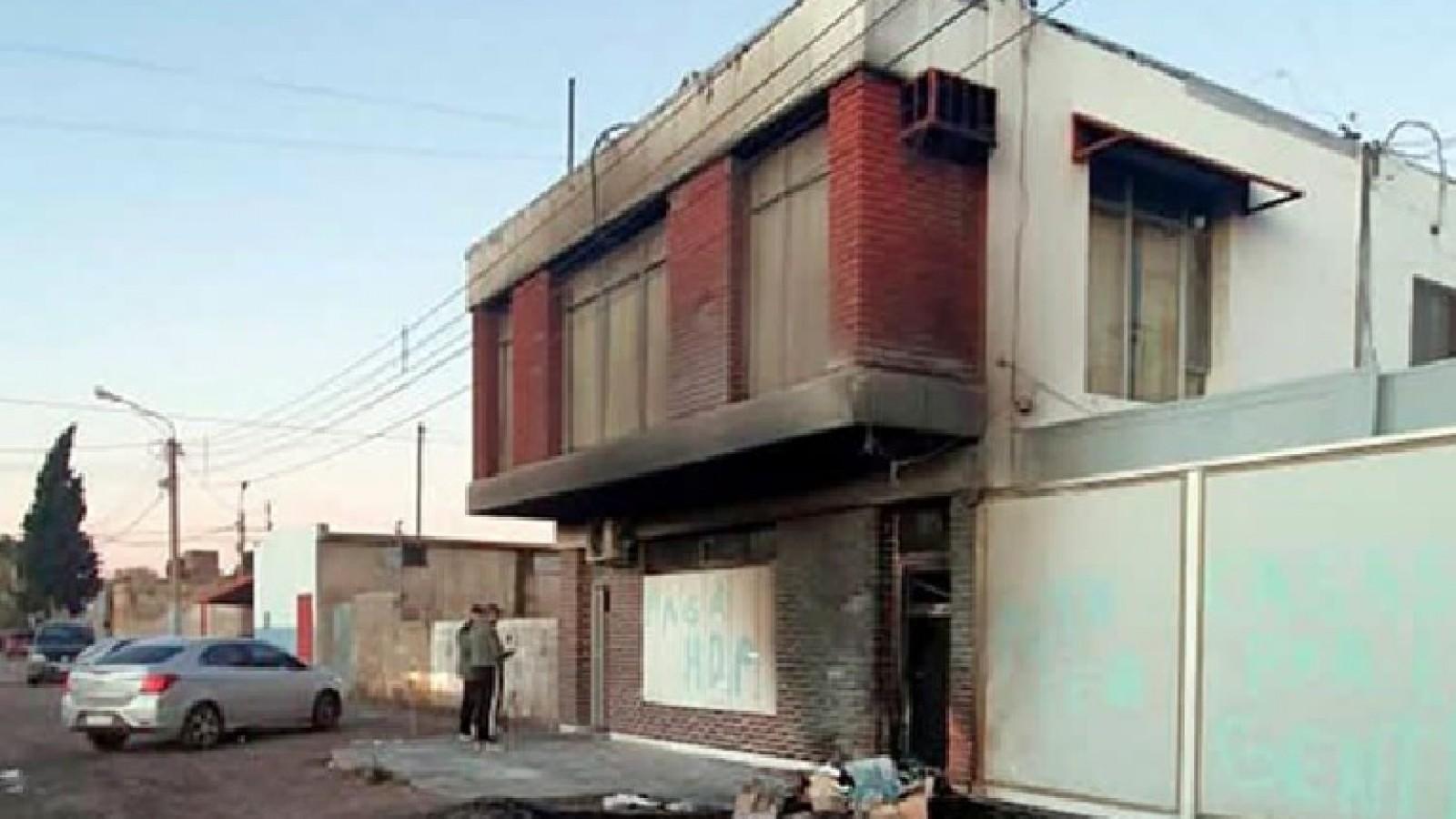 Alerta en Rawson: evacúan viviendas por una presunta fuga de amoníaco en la fábrica FYRSA