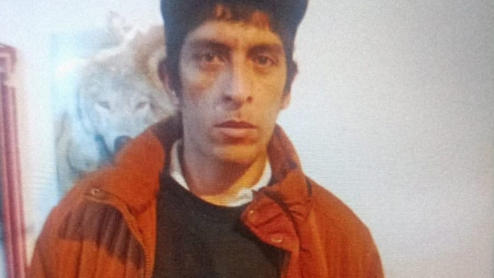 Buscan a un hombre de 33 años que viajaba a Puerto Madryn y nunca llegó a destino