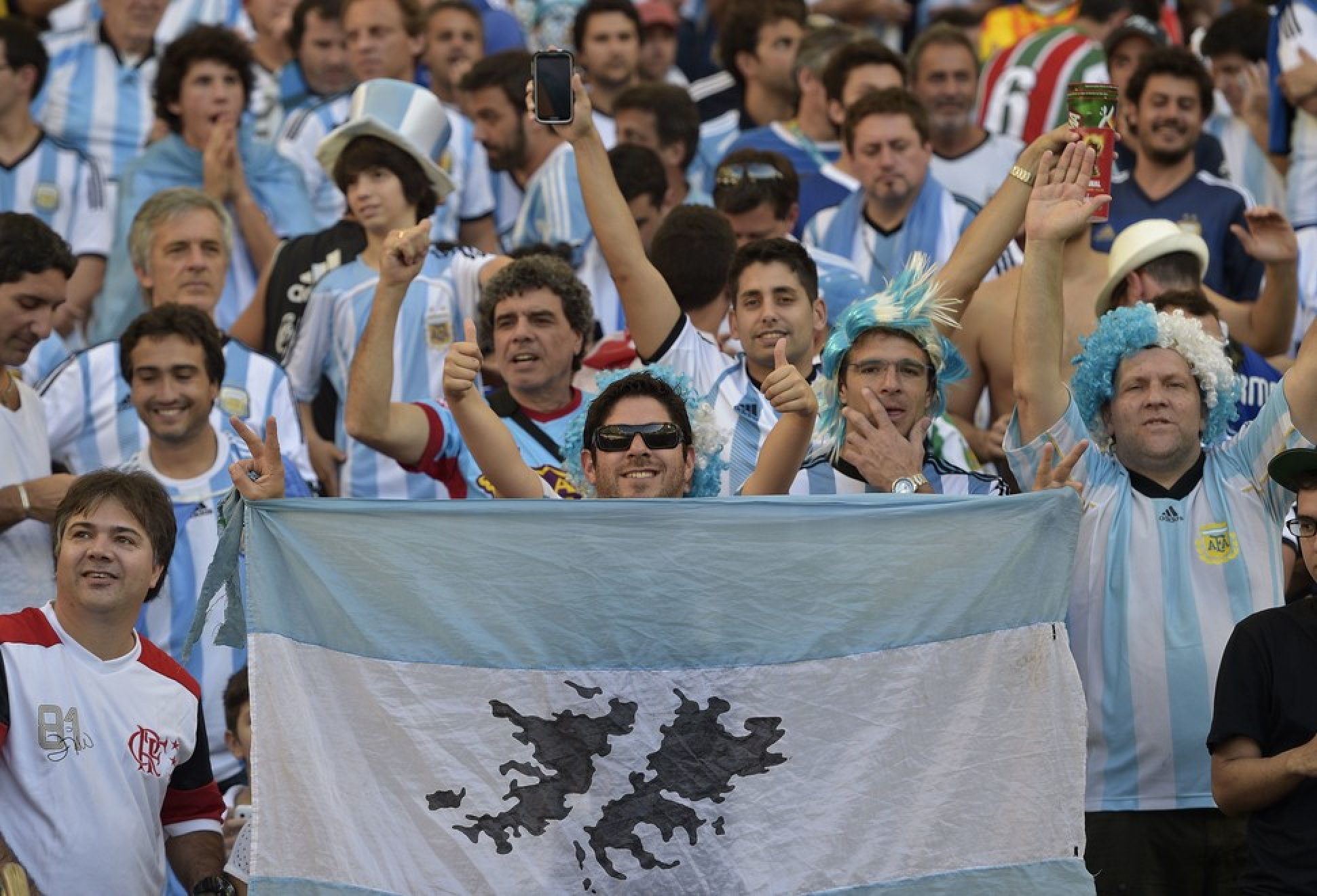 Prohíben el ingreso de banderas de Malvinas para la semifinal entre Argentina e Inglaterra