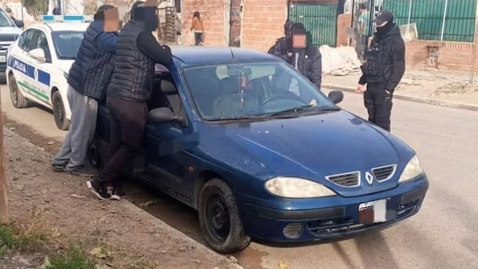 Frustran un intento de robo a un camionero en Trelew: tres detenidos
