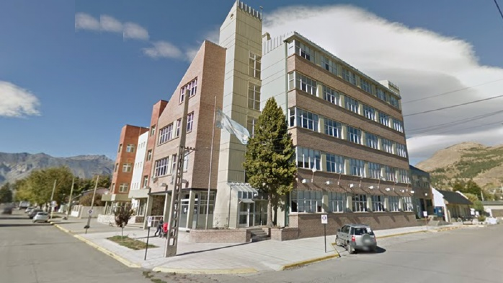 Detuvieron a un hombre acusado de golpear y abusar de una adolescente de 14 años en Esquel
