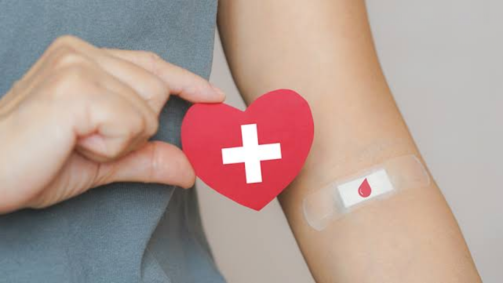 Renuevan el pedido de donantes de sangre y plaquetas para un joven chubutense que recibe tratamiento en Buenos Aires