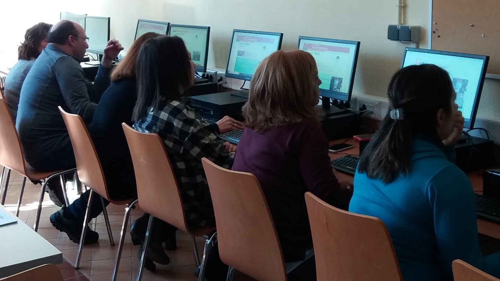 El ISSyS reprogramó el taller de Alfabetización Digital en Puerto Madryn