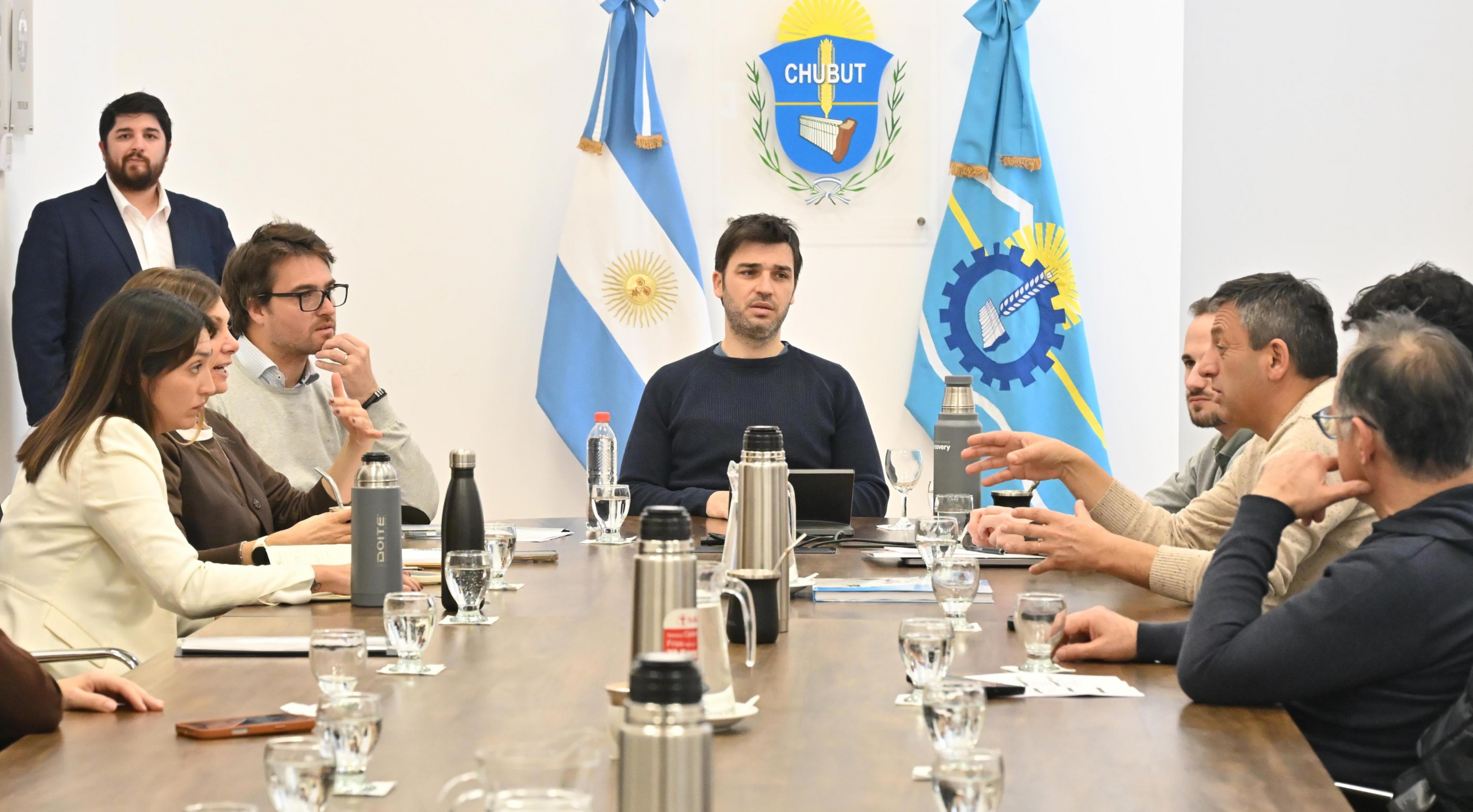 Salud mental y adicciones en jóvenes: Provincia impulsará programas comunitarios y equipos itinerantes en Puerto Madryn