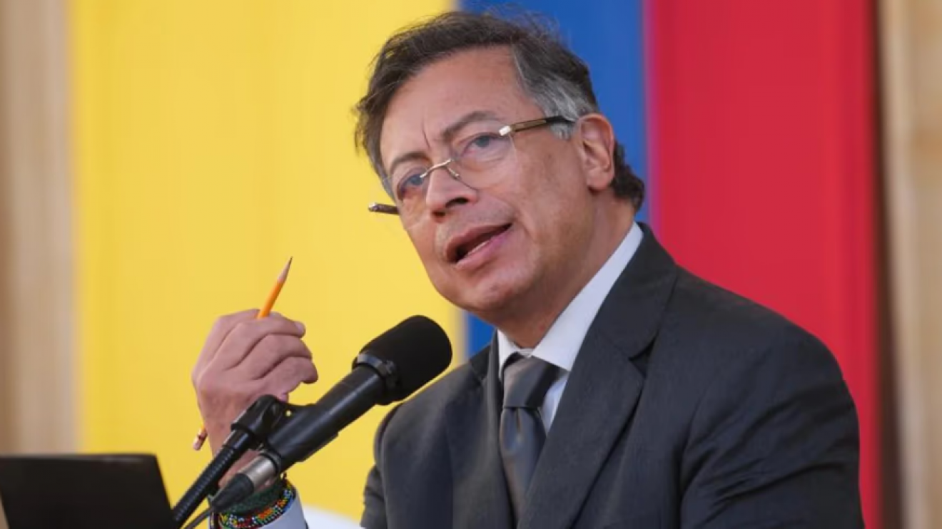 Gustavo Petro afirmó que Argentina y Colombia perdieron el Mundial "por codicia y falta de humildad"