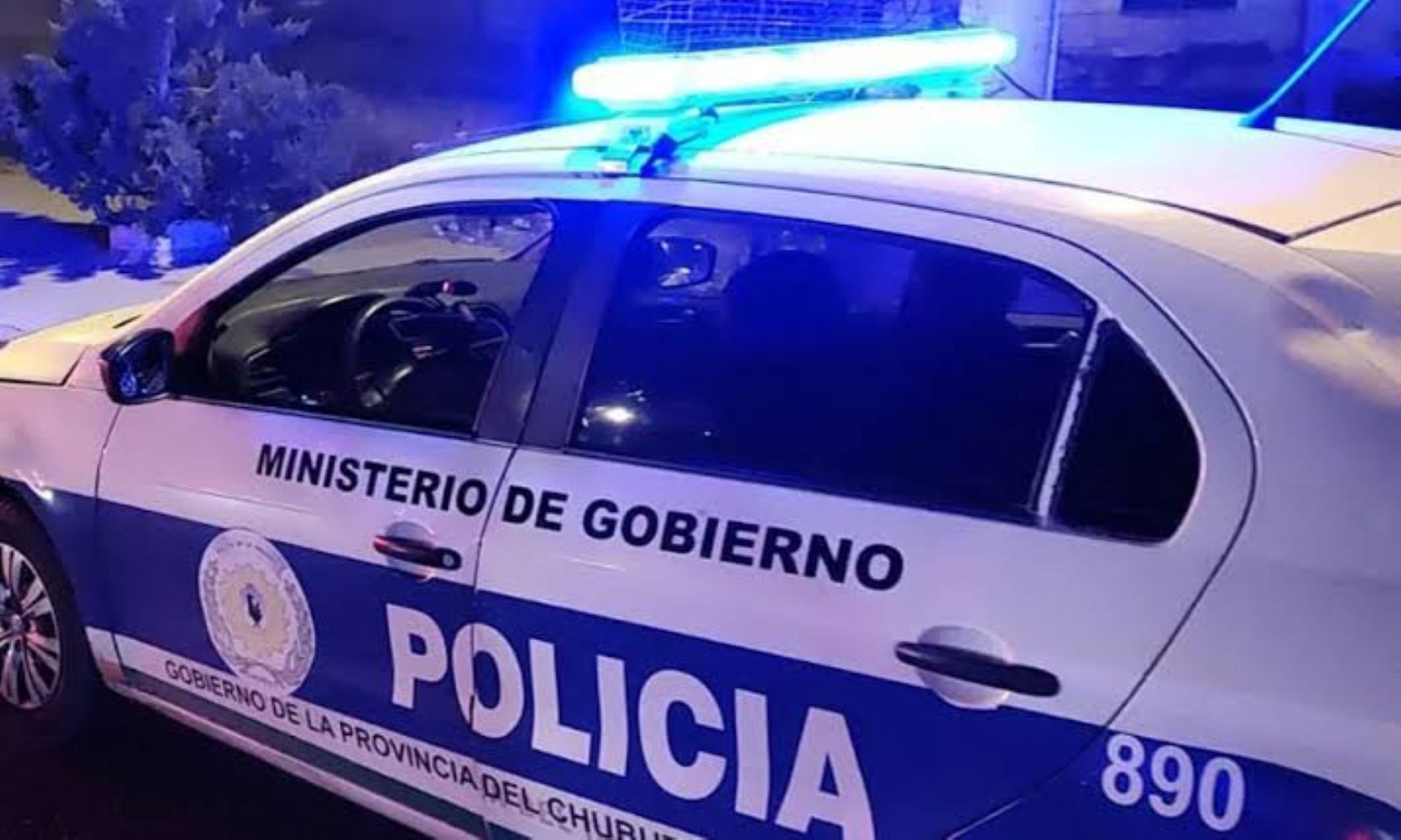 Lo demoraron con un cuchillo cuando caminaba por el centro de Trelew tras la salida de un boliche