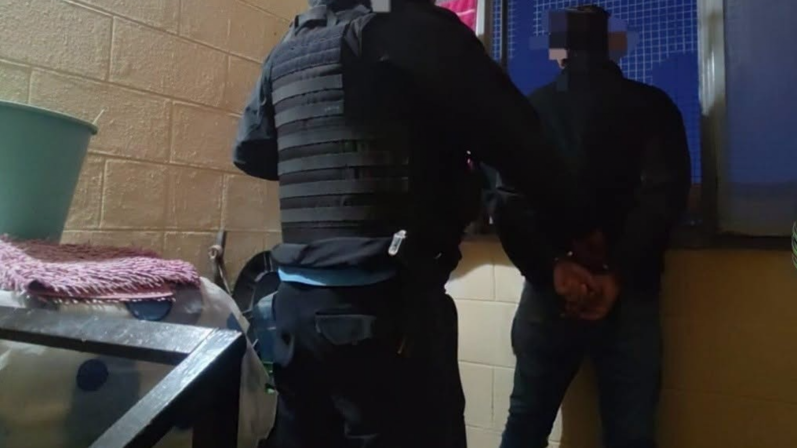 Detuvieron a un hombre con pedido de captura tras un episodio de violencia contra su madre