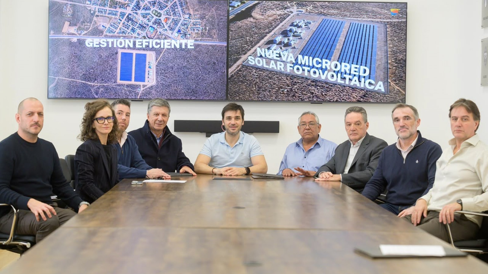 Torres firmó el inicio de obra del Parque Fotovoltaico de Paso de Indios y Chubut avanza en la modernización de su matriz energética