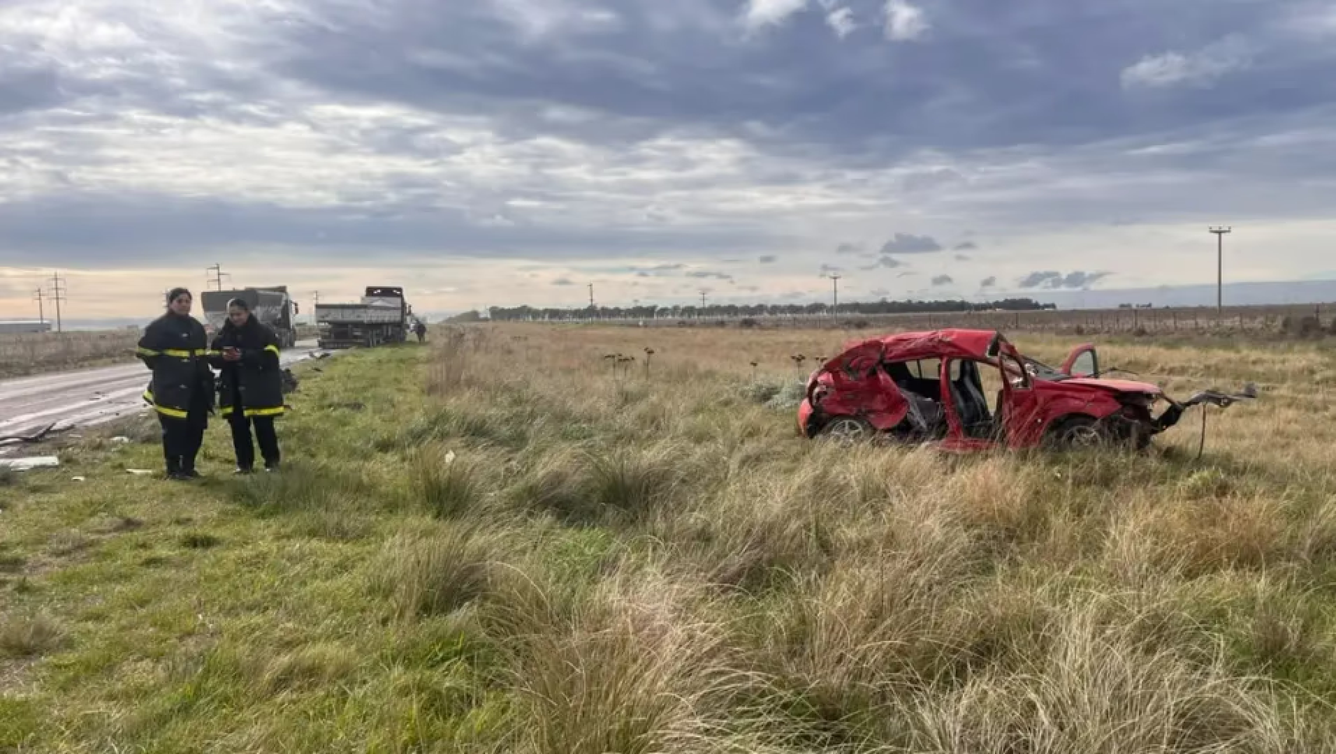 Choque fatal en la Ruta 51: murió una mujer de 85 años y un camionero de Rada Tilly resultó ileso