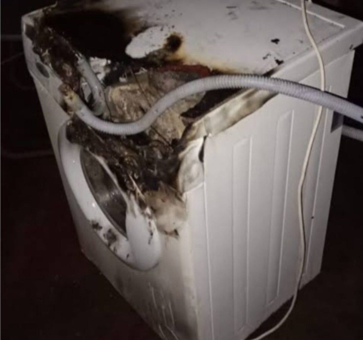 Trelew: un lavarropas sufrió un principio de incendio dentro de una vivienda
