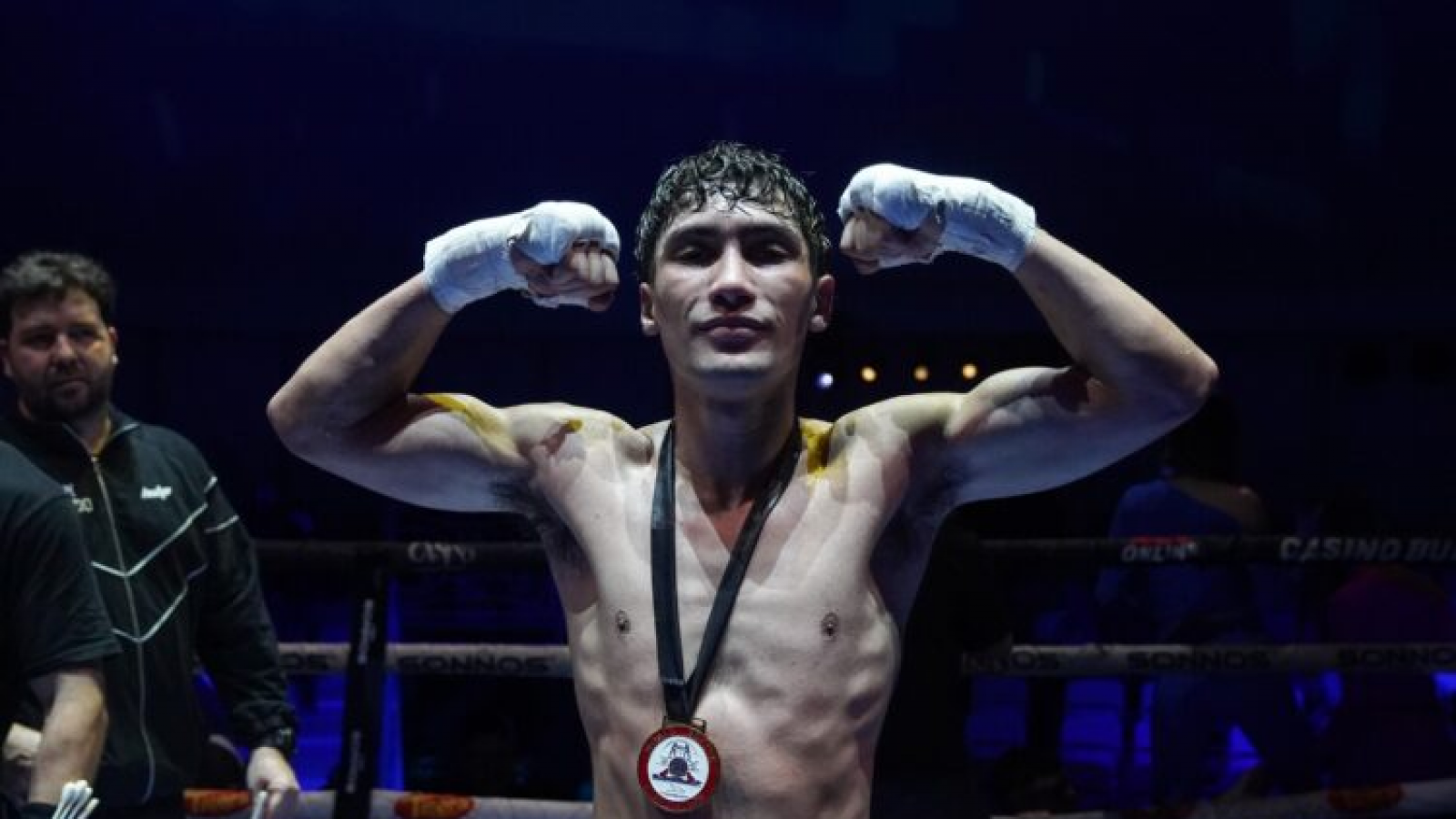A un paso de la gloria: el trelewense Maximiliano Robledo peleará por el título mundial de la AMB