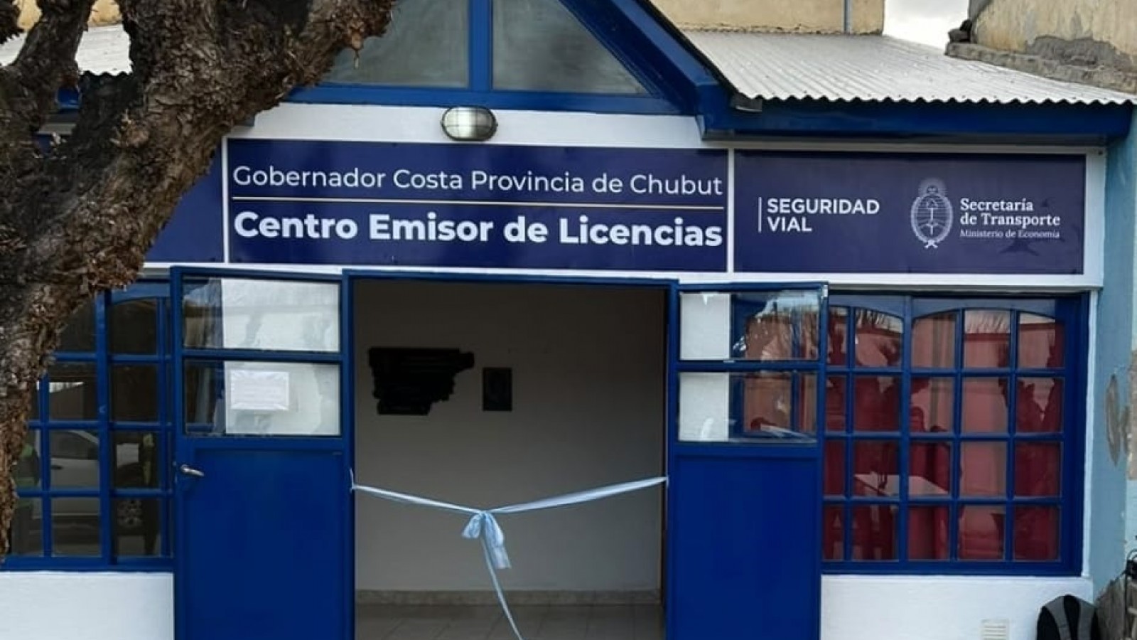 Gobernador Costa suma su propio Centro de Emisión de Licencias y evita los traslados de sus vecinos