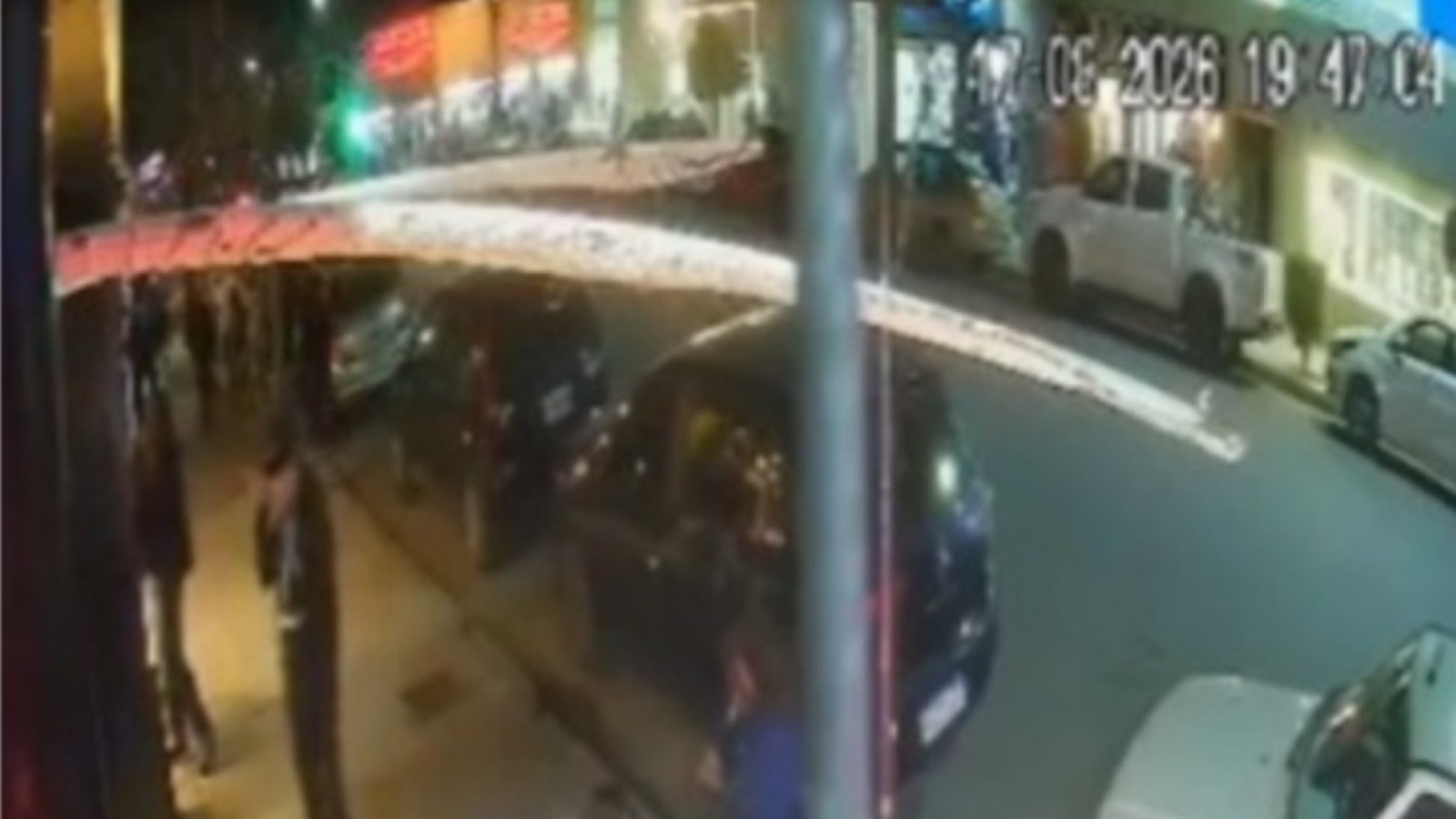 Trelew: denuncian que utilizaron un inhibidor para abrir un auto frente a una joyería céntrica