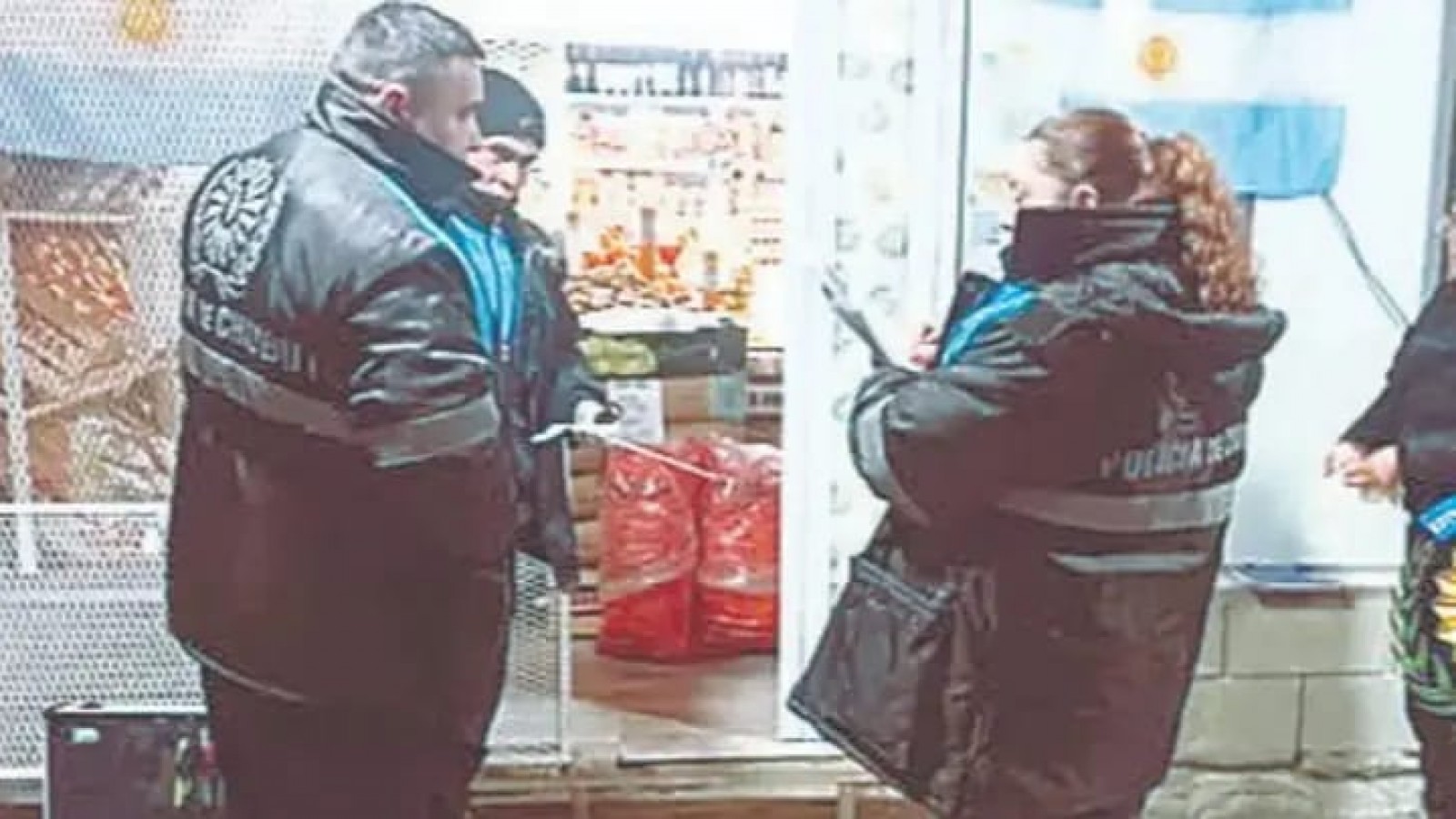Los encontraron dentro del patio de una verdulería en Trelew: uno quedó detenido y el otro tiene 16 años