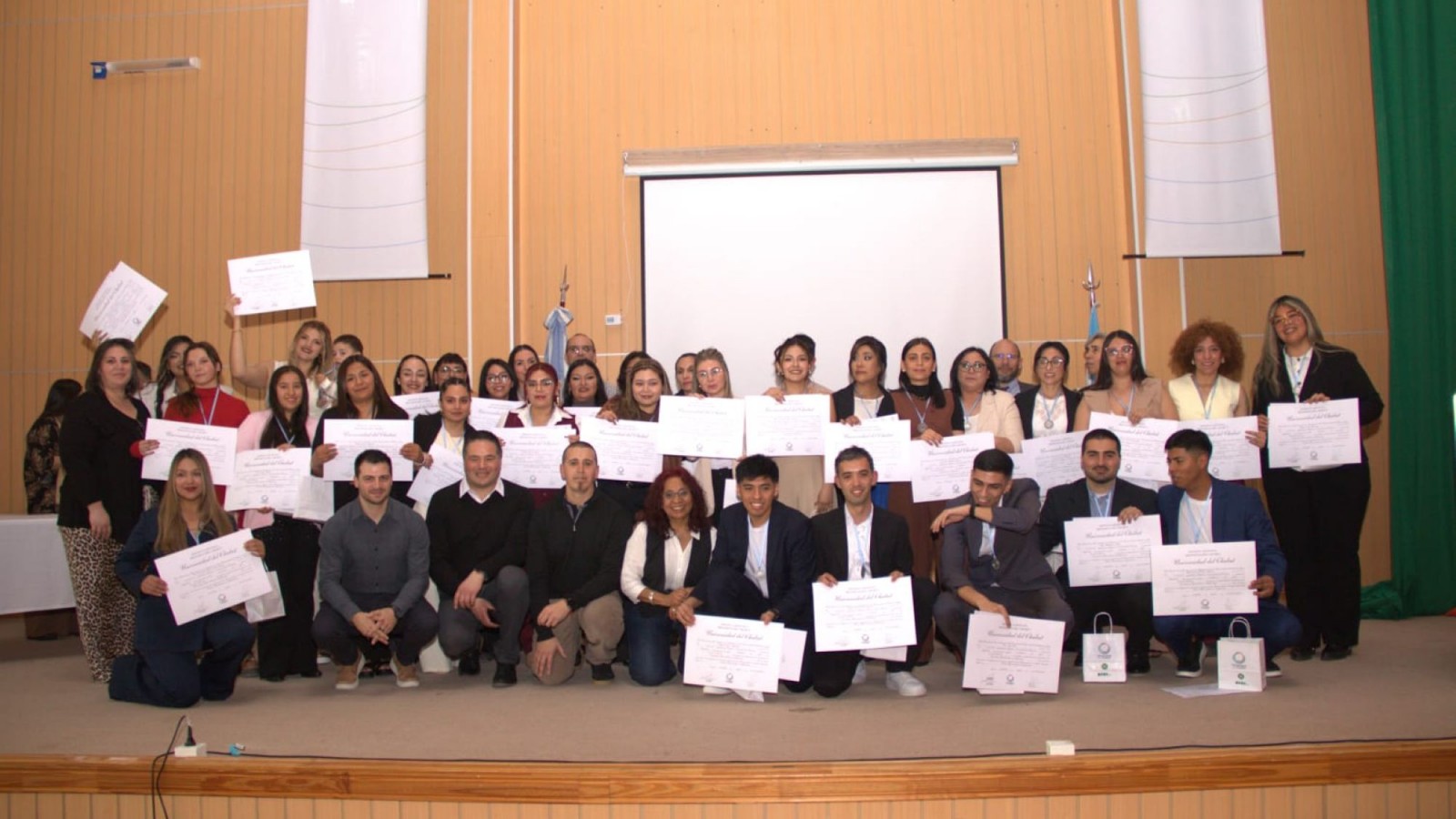 La Universidad del Chubut celebró su XIII Colación de Grados en Puerto Madryn