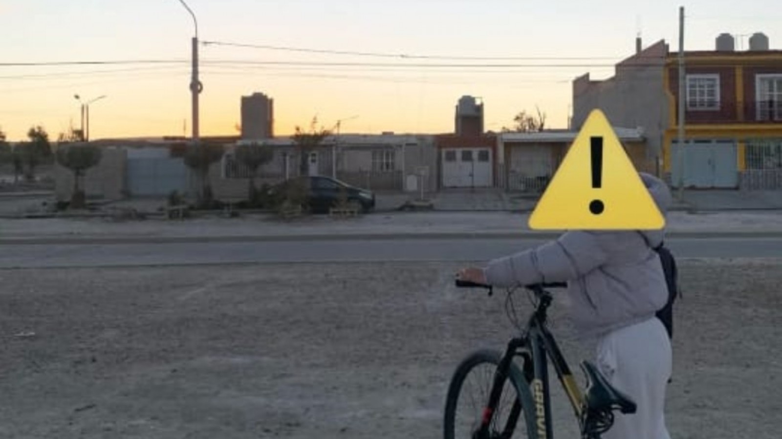 Puerto Madryn: le robaron la bicicleta del patio de su casa en el barrio Pujol II y pide ayuda para recuperarla