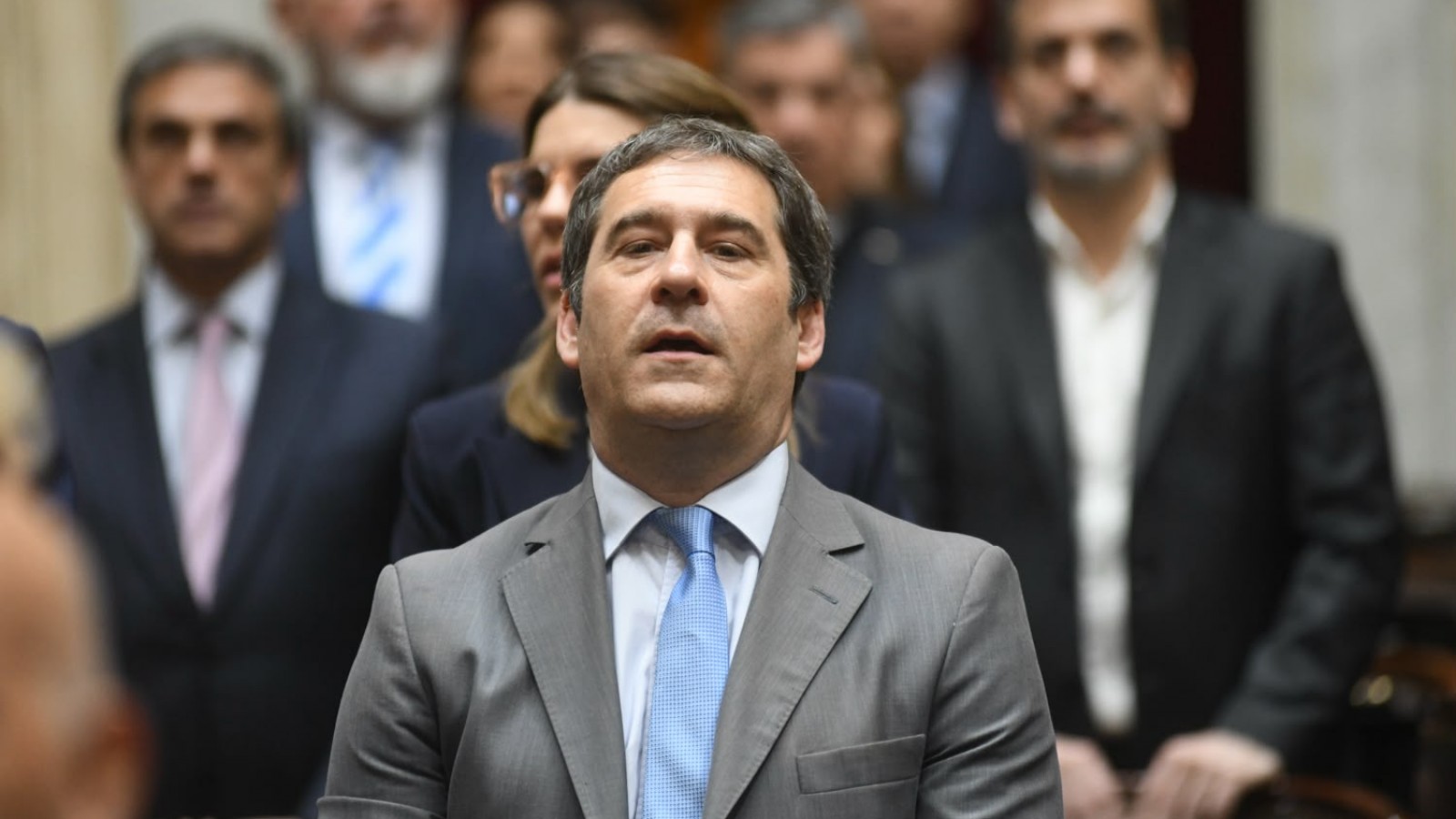 Luque reclamó medidas frente al endeudamiento de las familias y celebró el avance para tratar el tema en el Congreso
